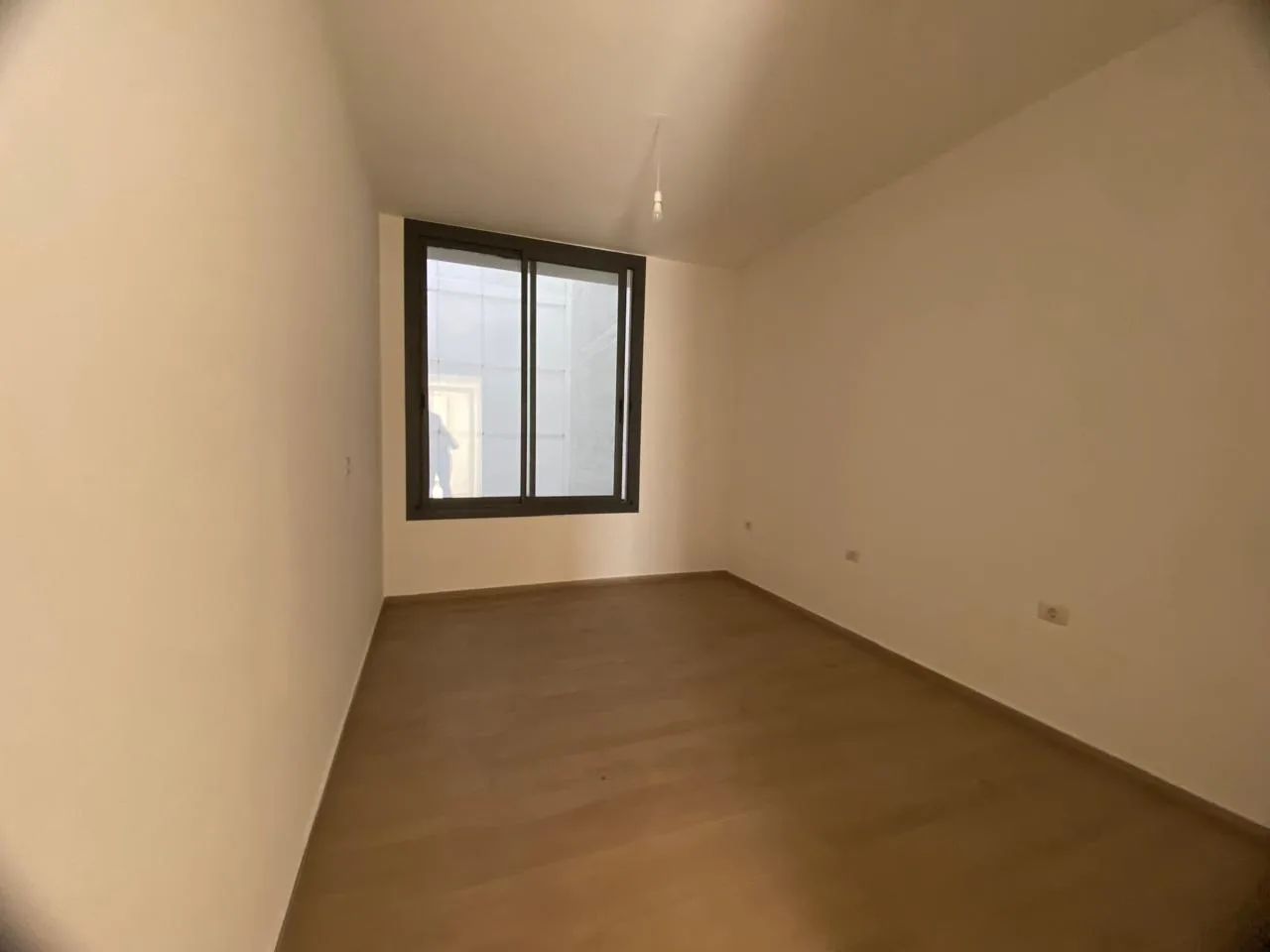 Apartment for Sale in Hamra — الصورة 8