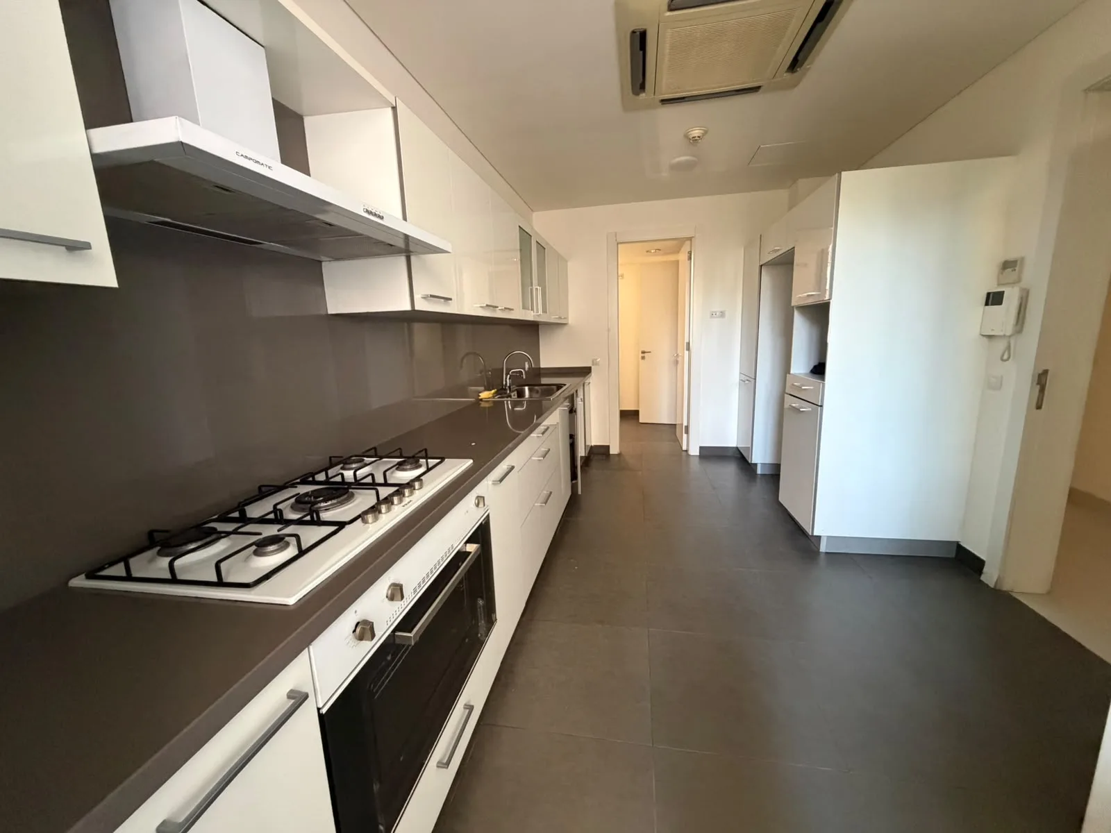 Apartment for Rent in Achrafieh — الصورة 7