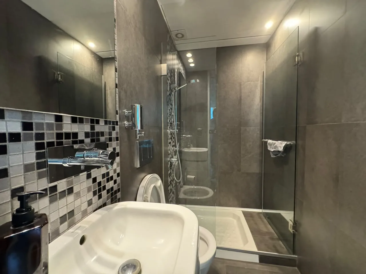 Office for rent in Sin El Fil — الصورة 7