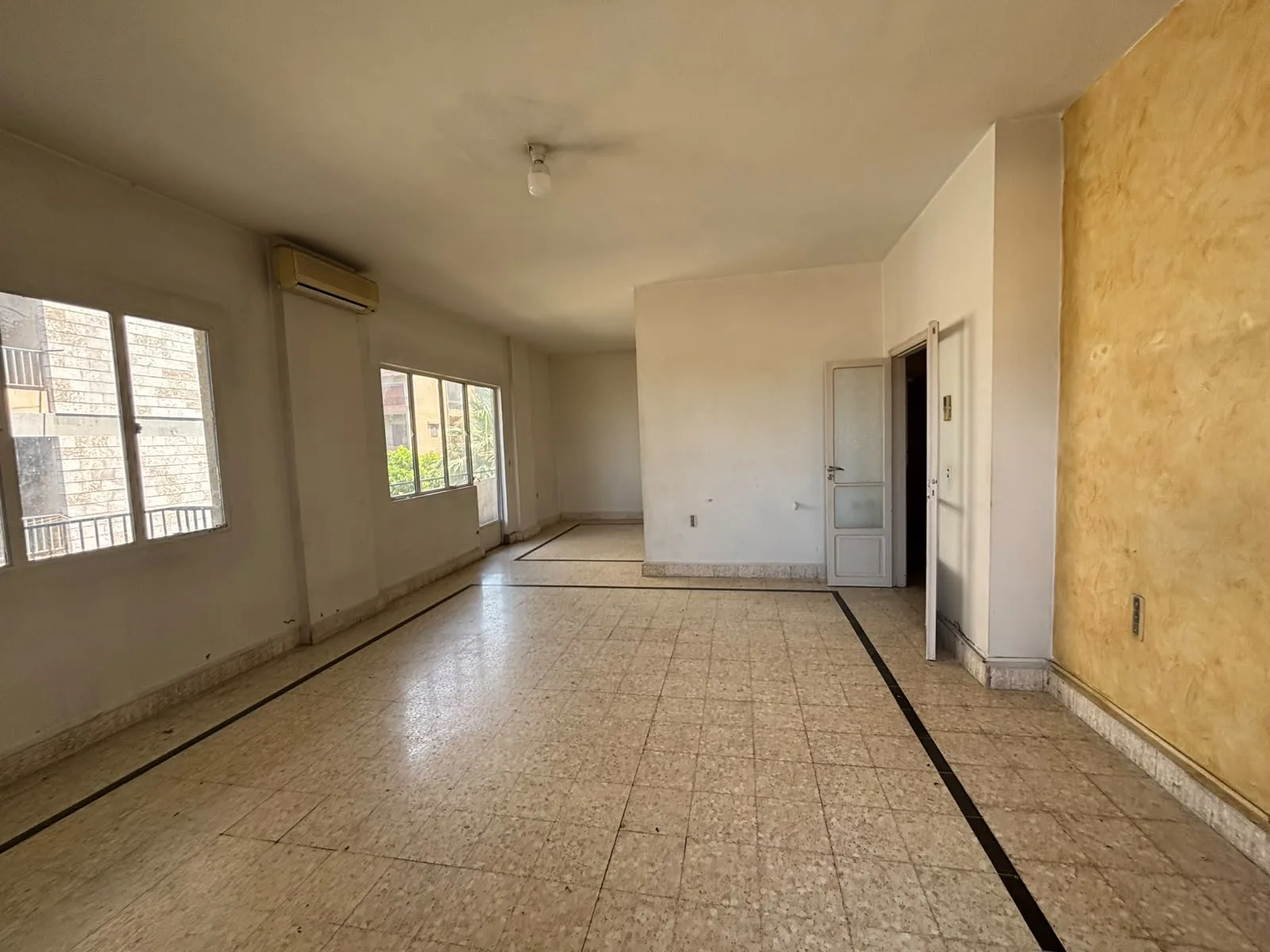 Office for rent in Naqqache — الصورة 2