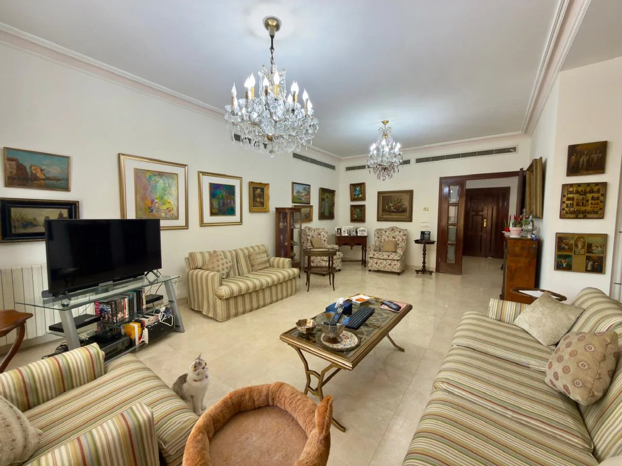 Apartment for Sale in Sioufi — الصورة 5