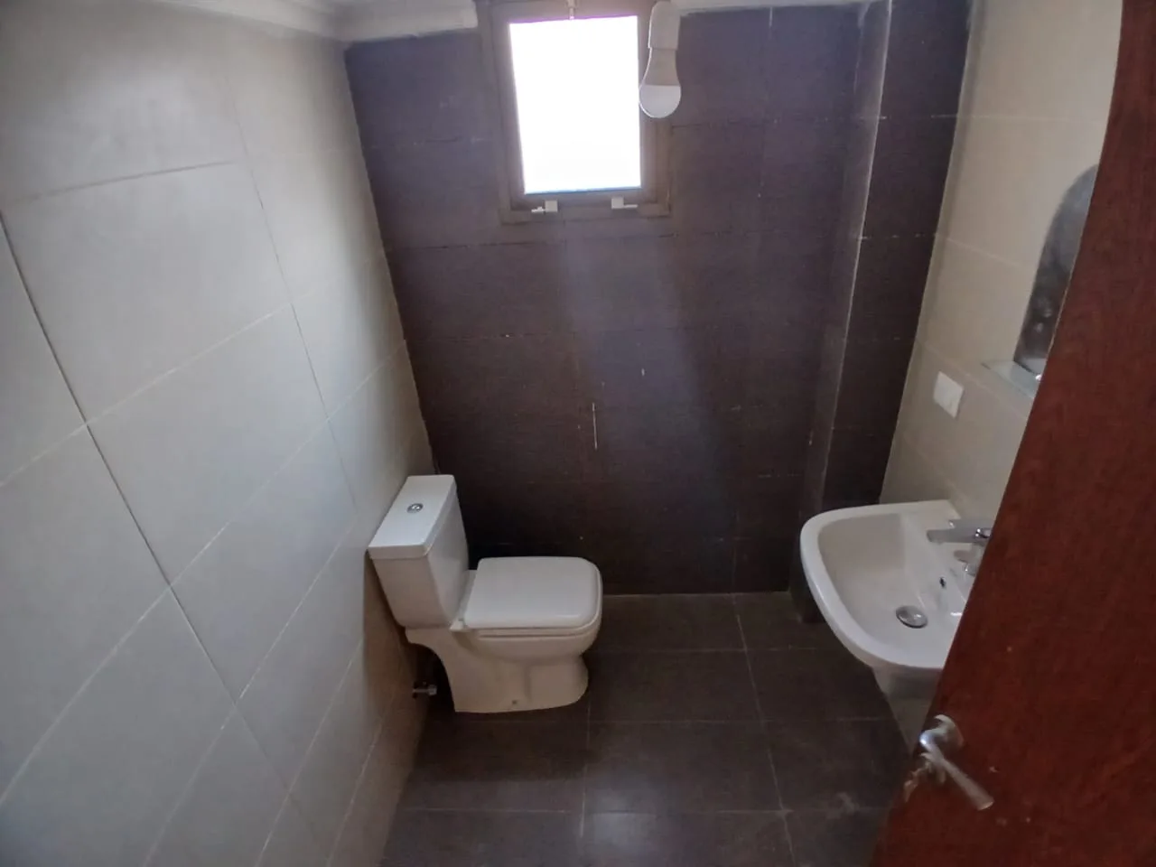Apartment for Sale in Baouchriyeh, Lebanon — الصورة 9