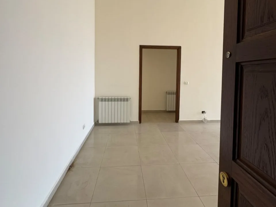 Apartment for Sale in Beit Meri — الصورة 4