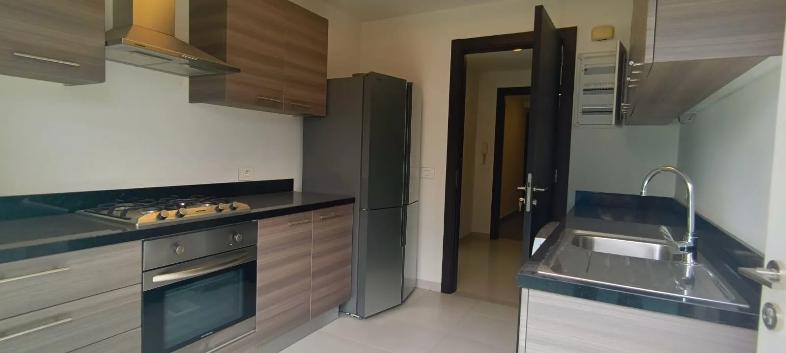 Apartment for Sale in Antelias, Lebanon — الصورة 4