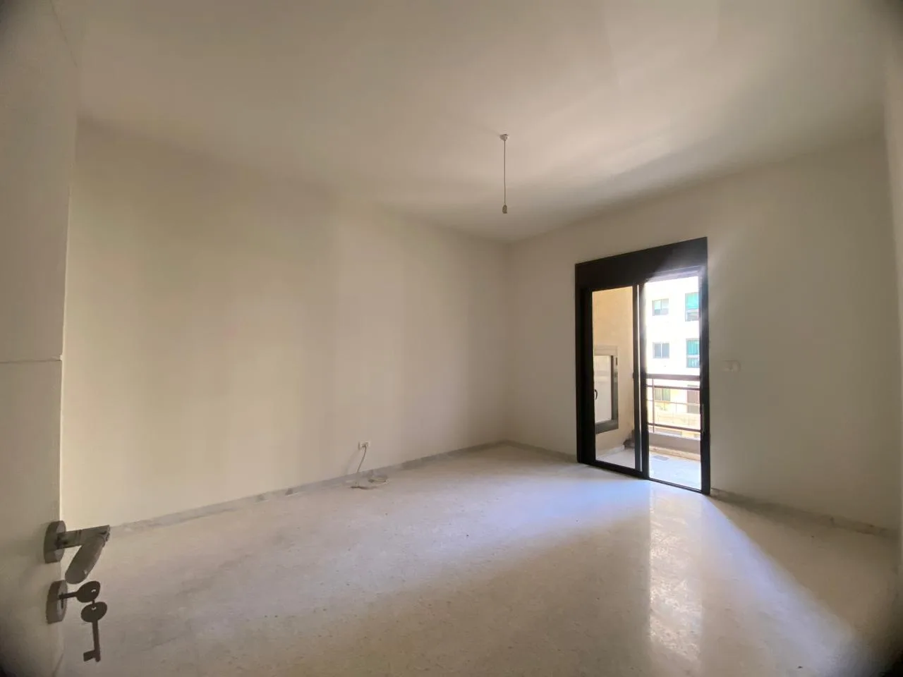 Apartment for Sale in Ain El Remmaneh — الصورة 9