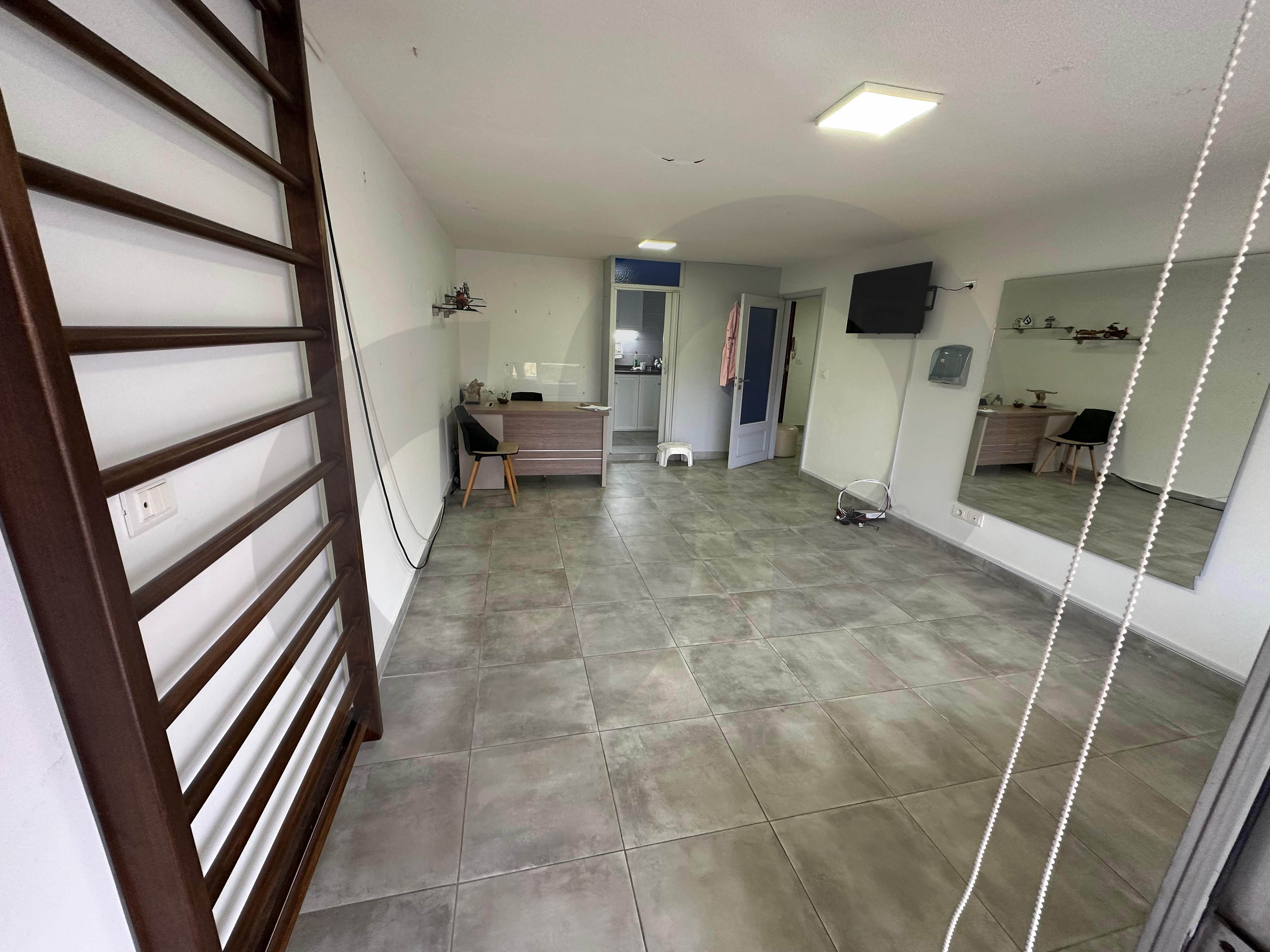Great deal/Fully renovated/office/Okaibe — photo 3