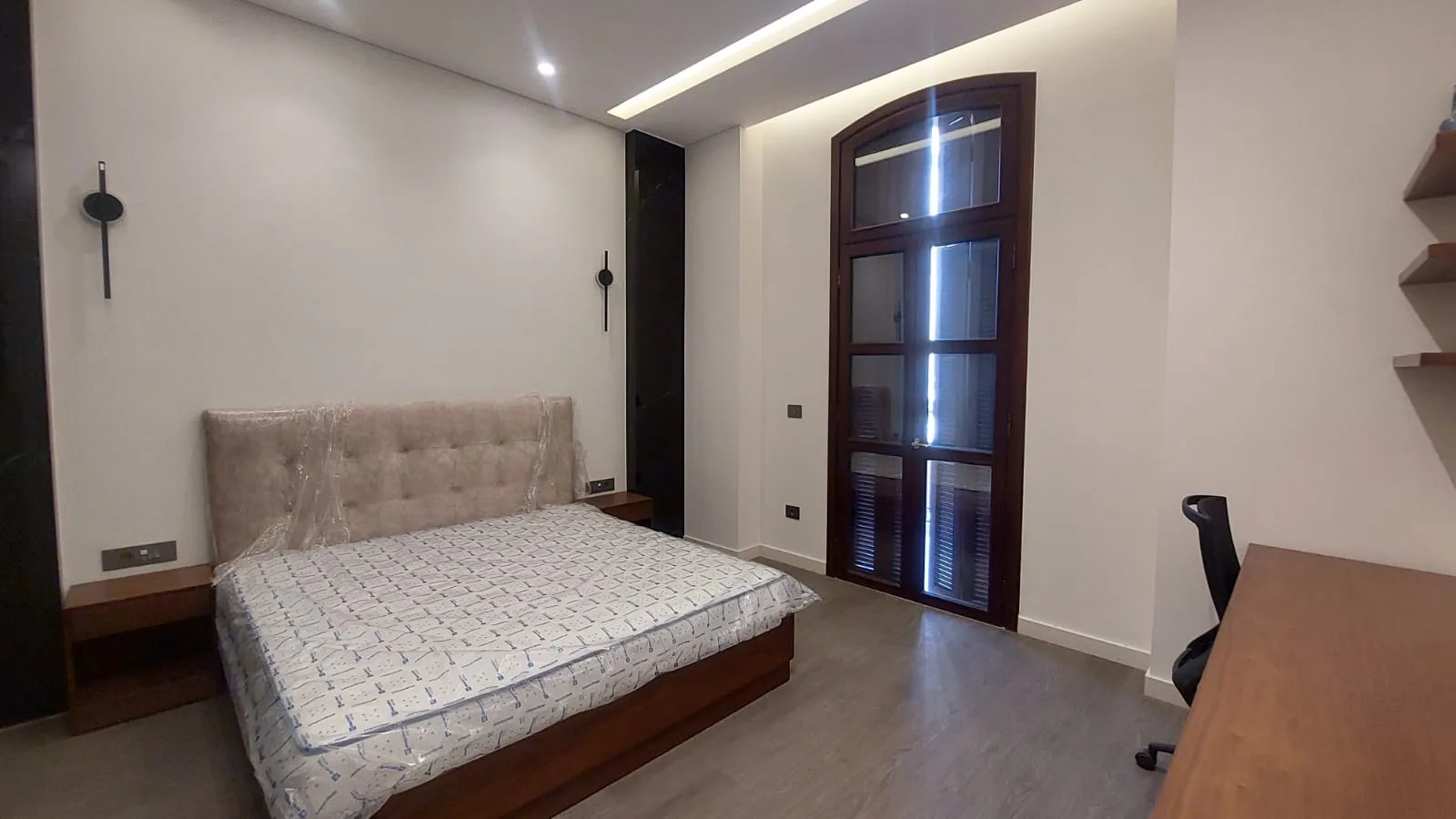 Office for sale in Downtown — الصورة 5