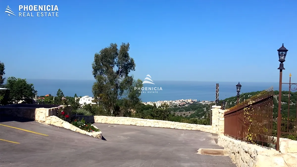 Villa for Sale in Edde — الصورة 3