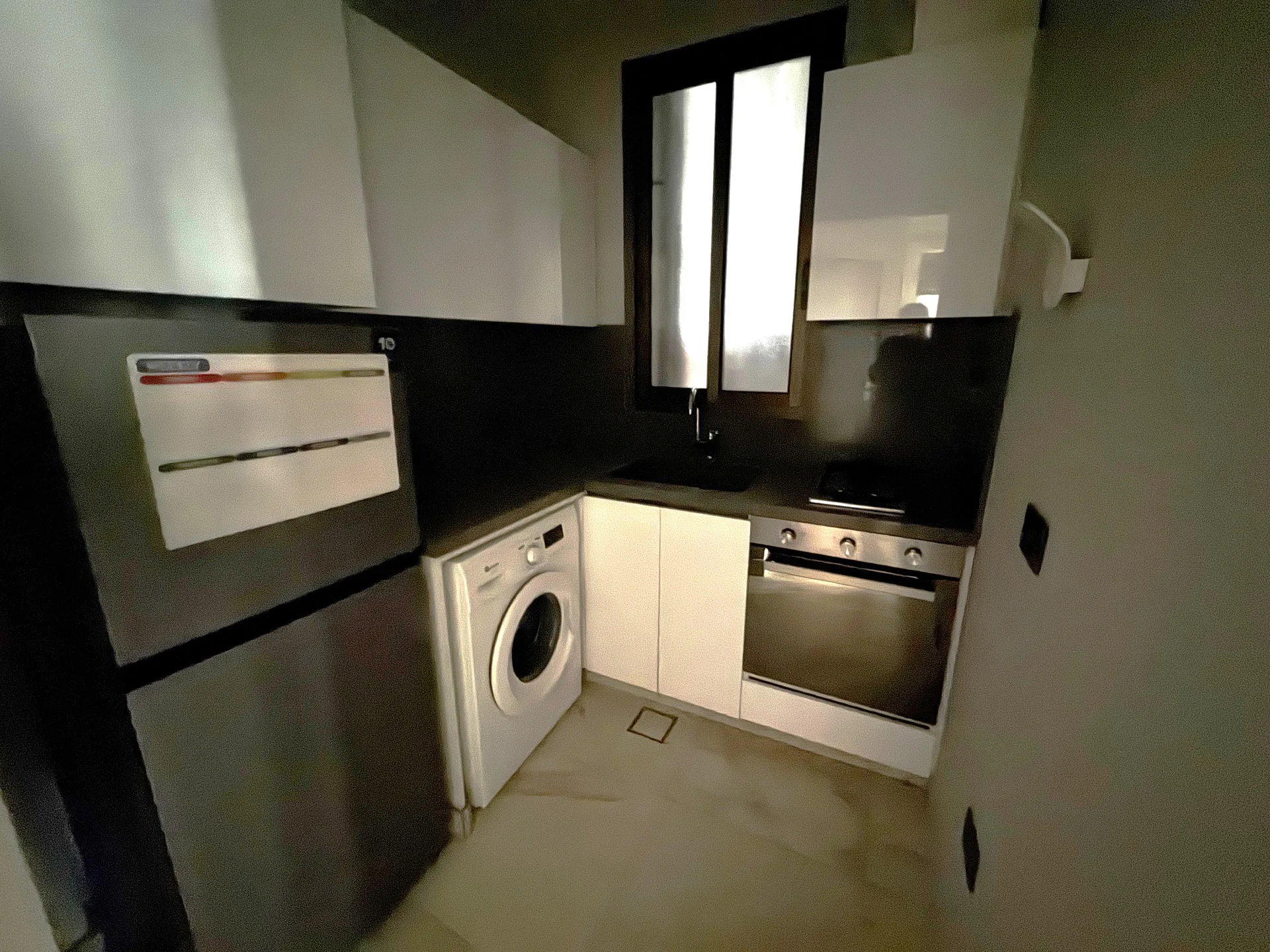 Apartment for rent in Ras Beirut, Beirut, Lebanon — الصورة 3