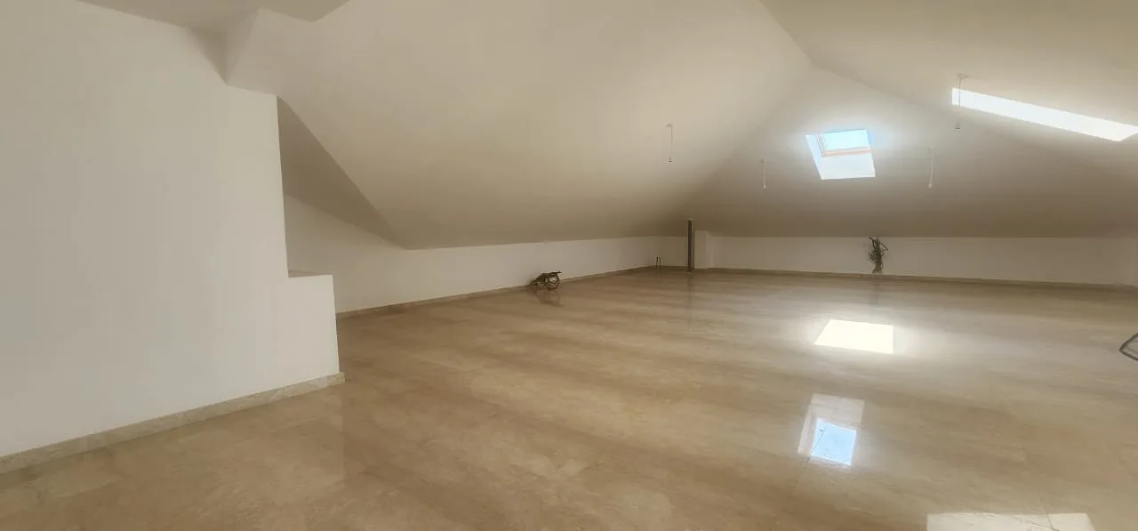 Duplex for Sale in Mar Takla, Lebanon — الصورة 5