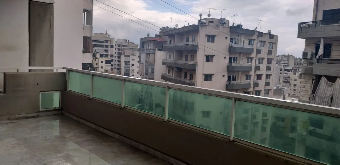 Apartment for Sale in Zouk Mikael, Lebanon — الصورة 7