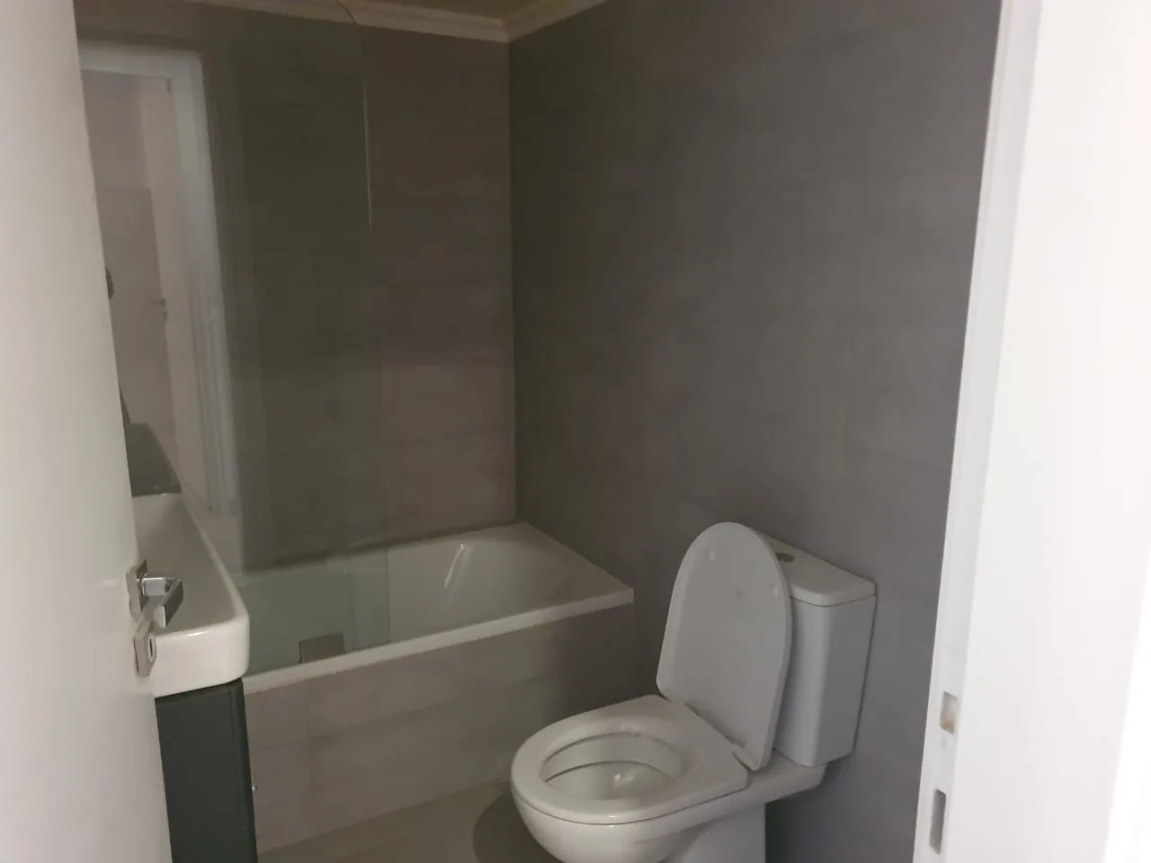 Apartment for Sale in Syoufi, Beirut, Lebanon — الصورة 9