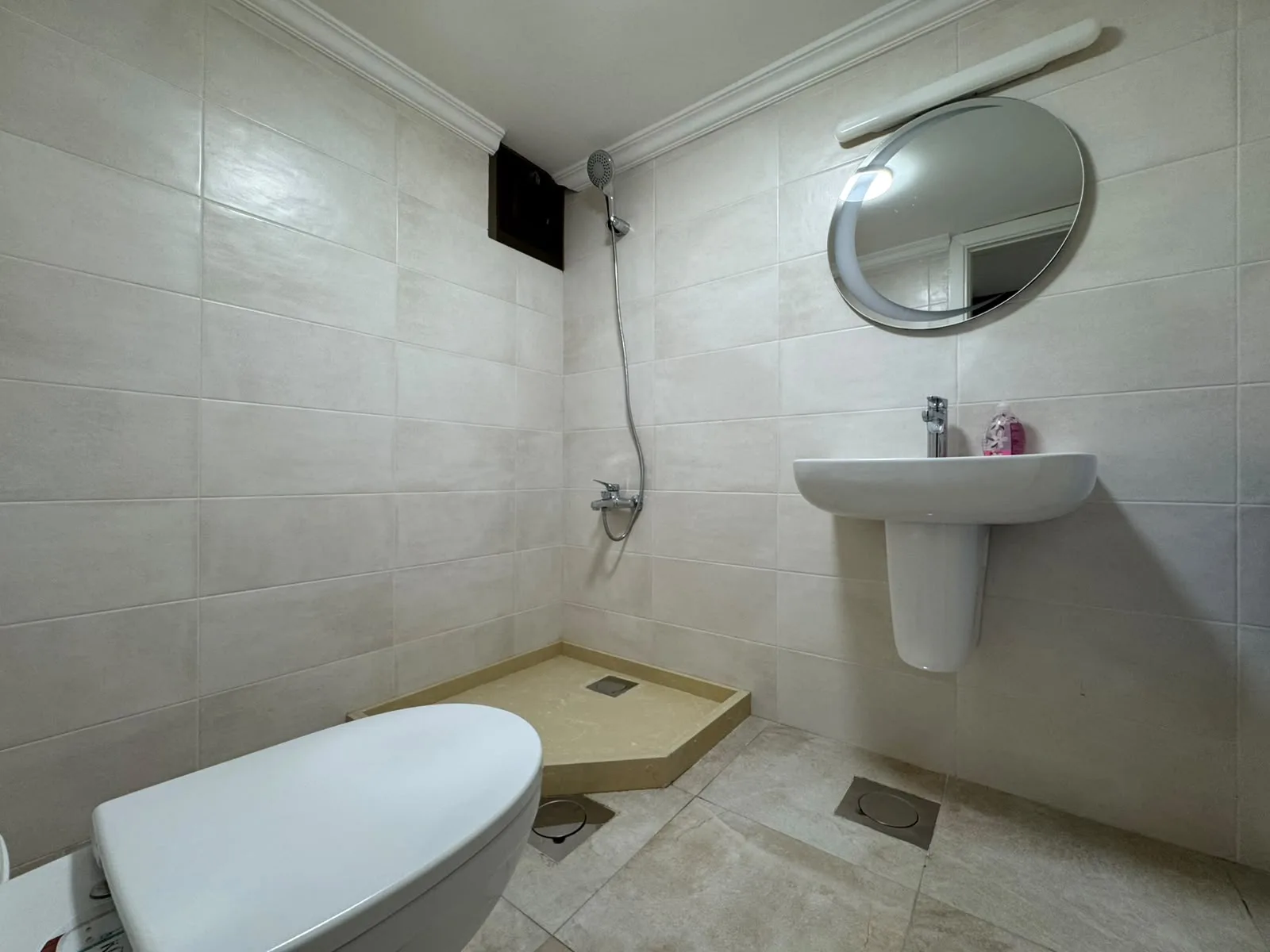 Apartment for Sale in Fanar — الصورة 8