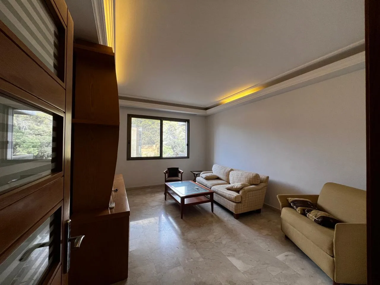 Apartment for Rent in Baabda, Lebanon — الصورة 4