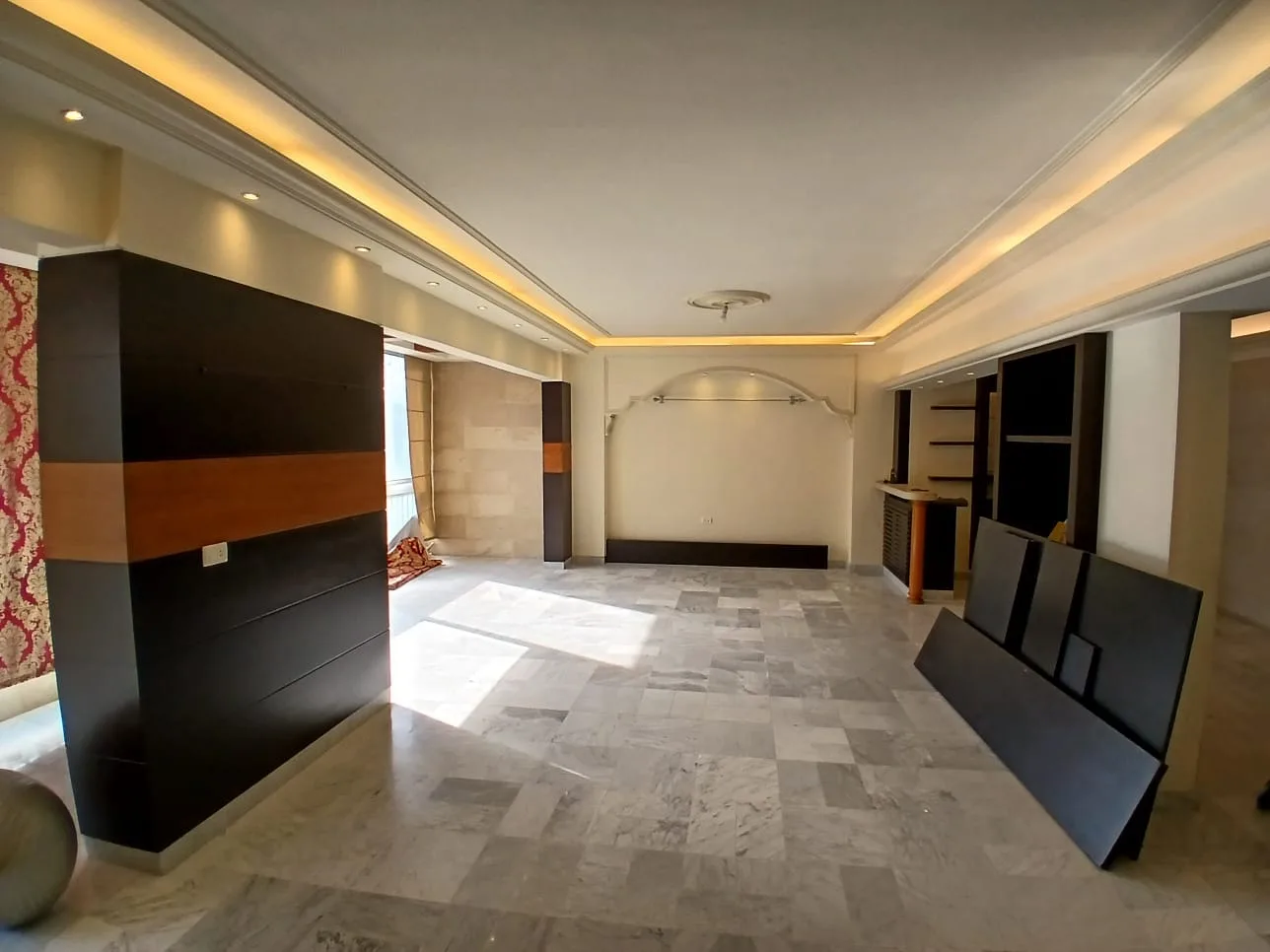 Apartment for Rent in Cornet Chahwan — photo 1