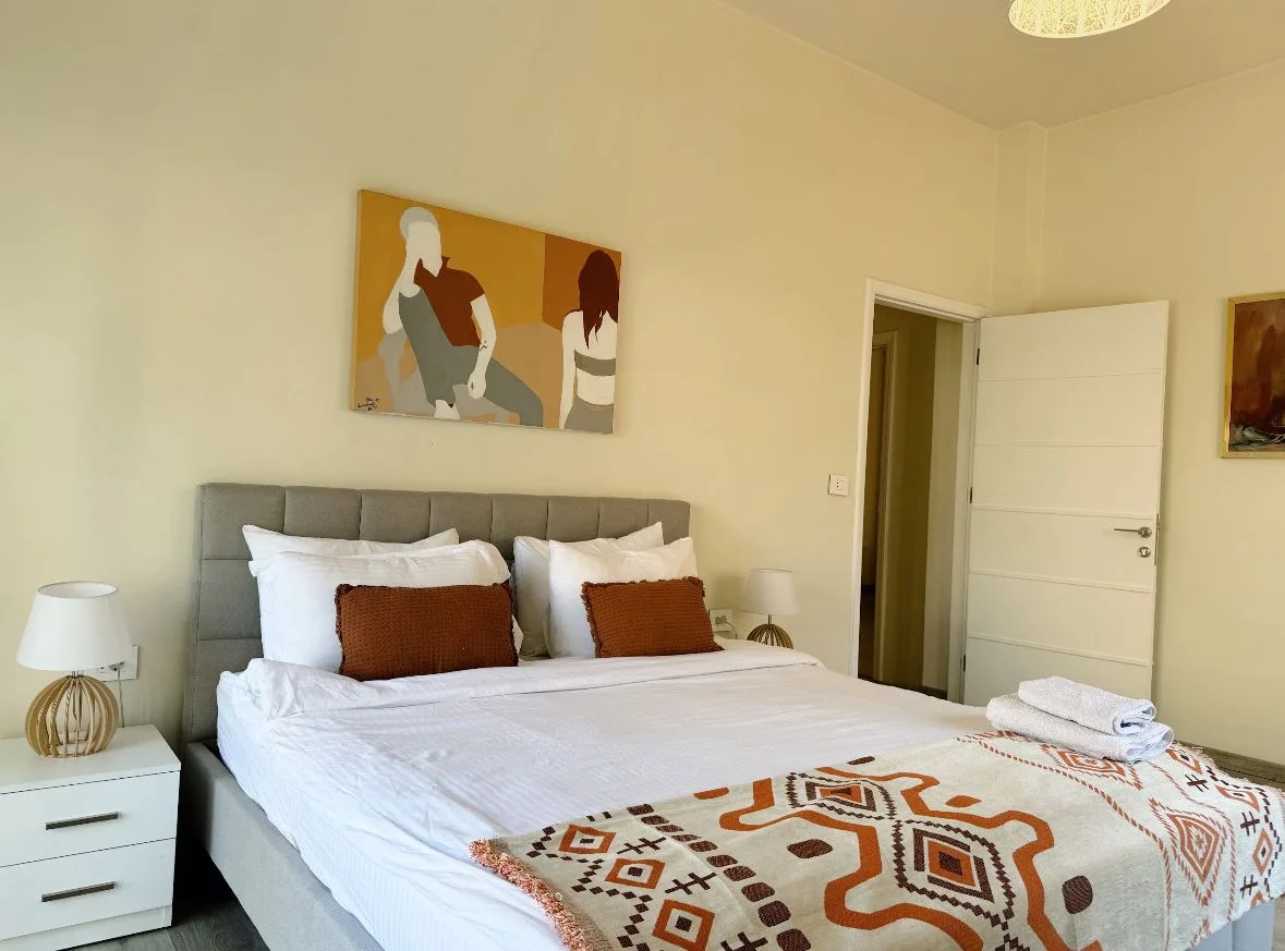 Apartment for Rent in Mar Mikhael, Beirut, Lebanon — الصورة 7