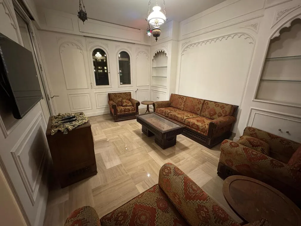 Apartment for Rent in Verdun, Beirut, Lebanon — الصورة 3