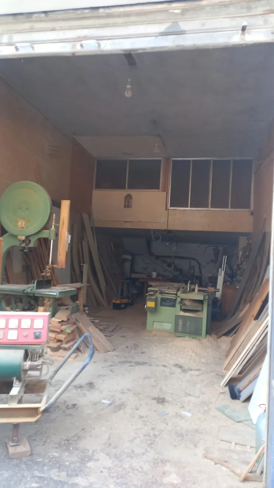 Shop for sale in Edde