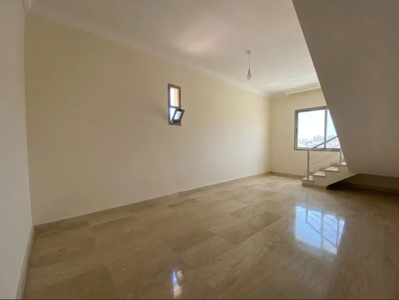 Duplex for sale in Khalde — الصورة 5