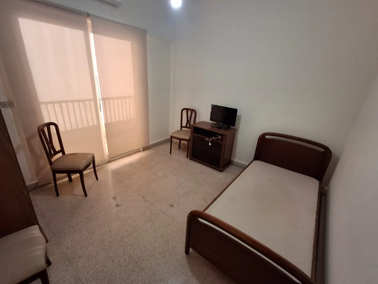 Apartment for Sale in Mar Mikhael, Bayrut, Lebanon — الصورة 5