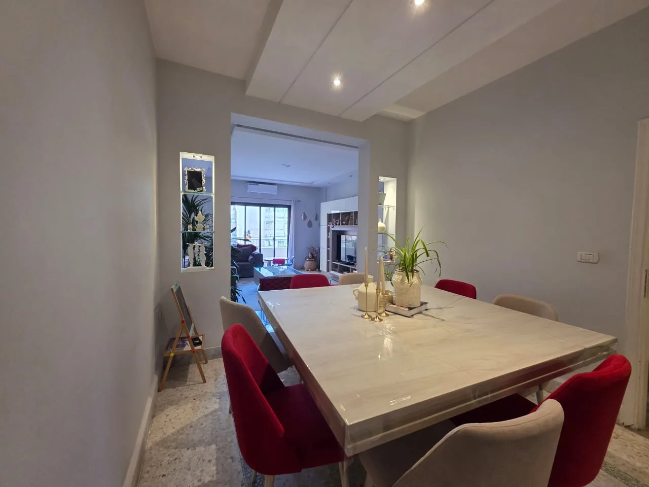 Apartment for Sale in Ain El Remmaneh — الصورة 2