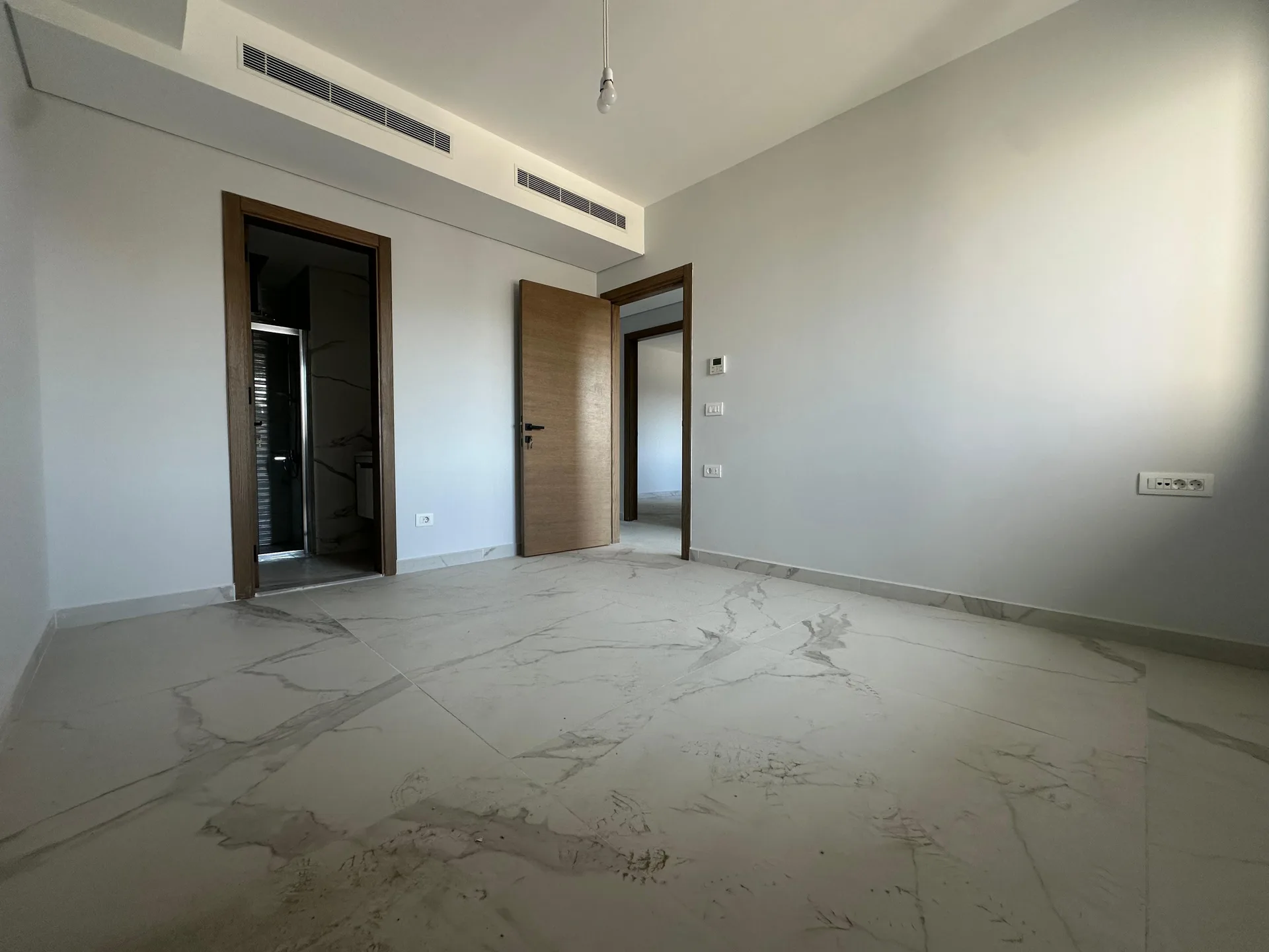 Apartment for Sale in Blat — الصورة 5