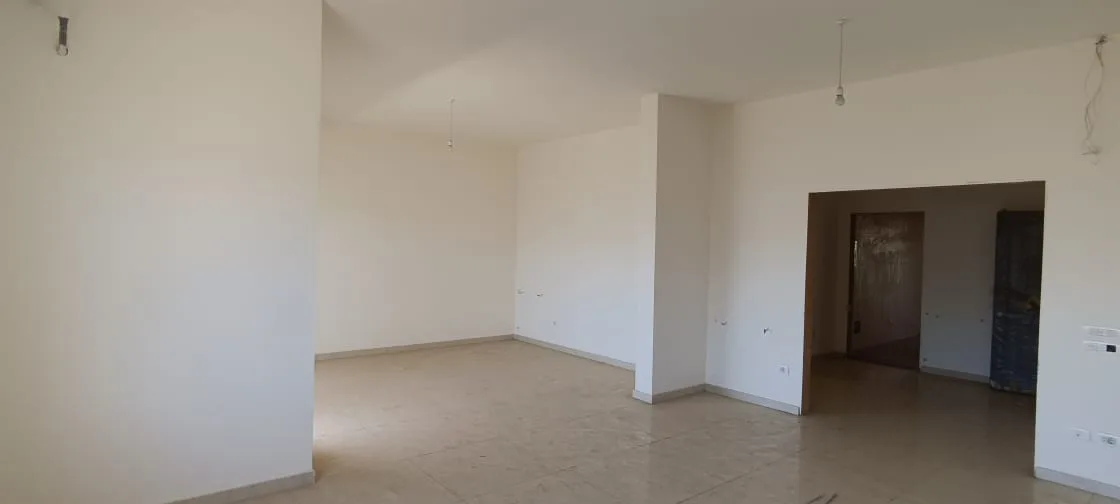 Duplex for Sale in Ballouneh, Lebanon — الصورة 9