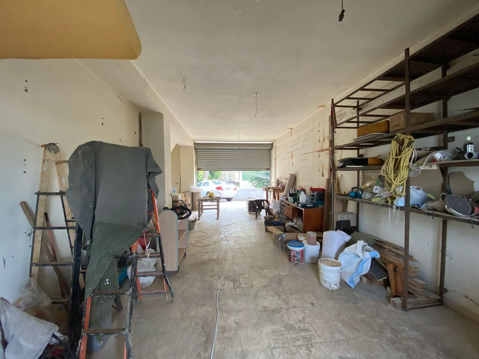Shop for rent in Mazraat Yachoua — الصورة 2