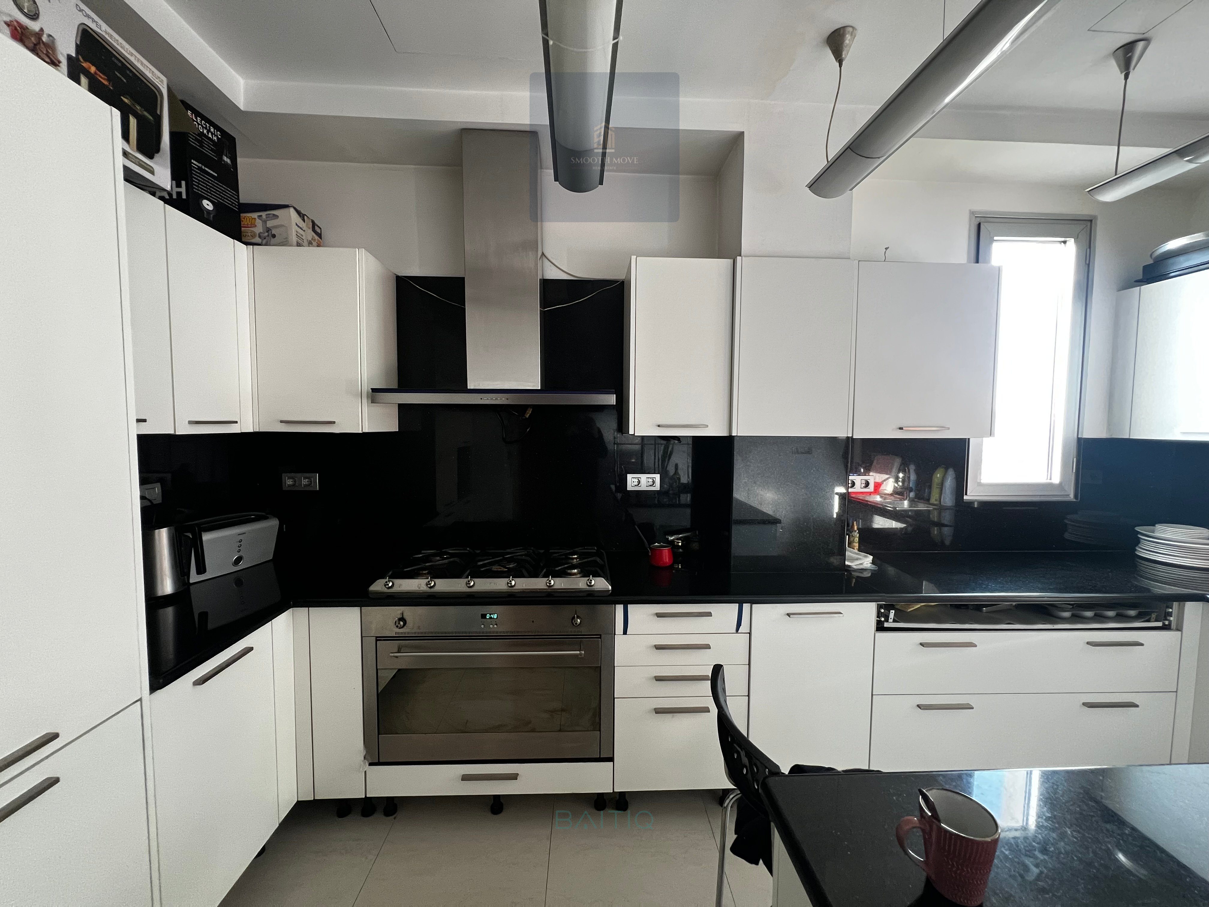 Gorgeous and Spacious Apartment for Sale in Tallet El Khayat — الصورة 15