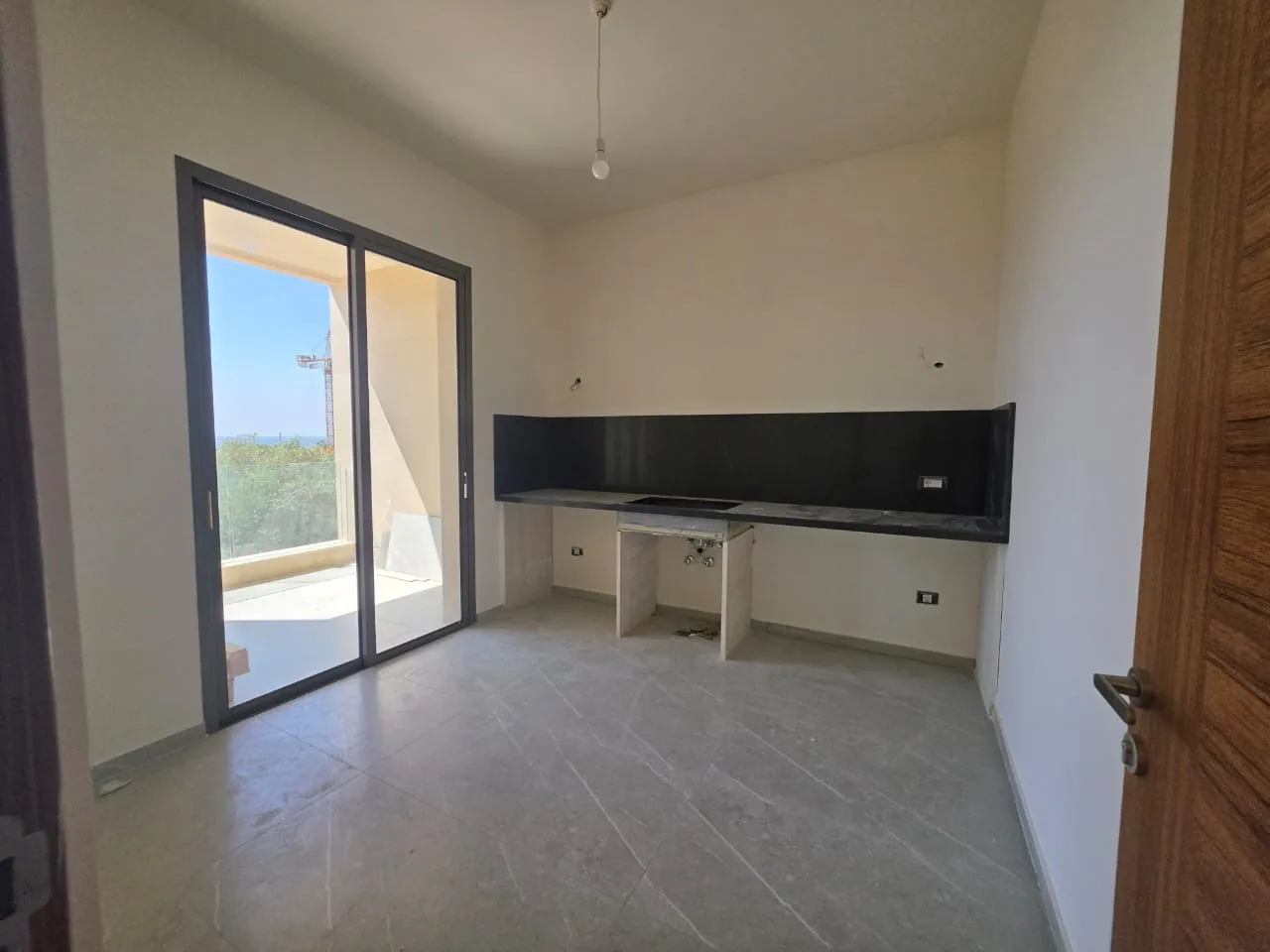 Apartment for Sale in Batroun — الصورة 3