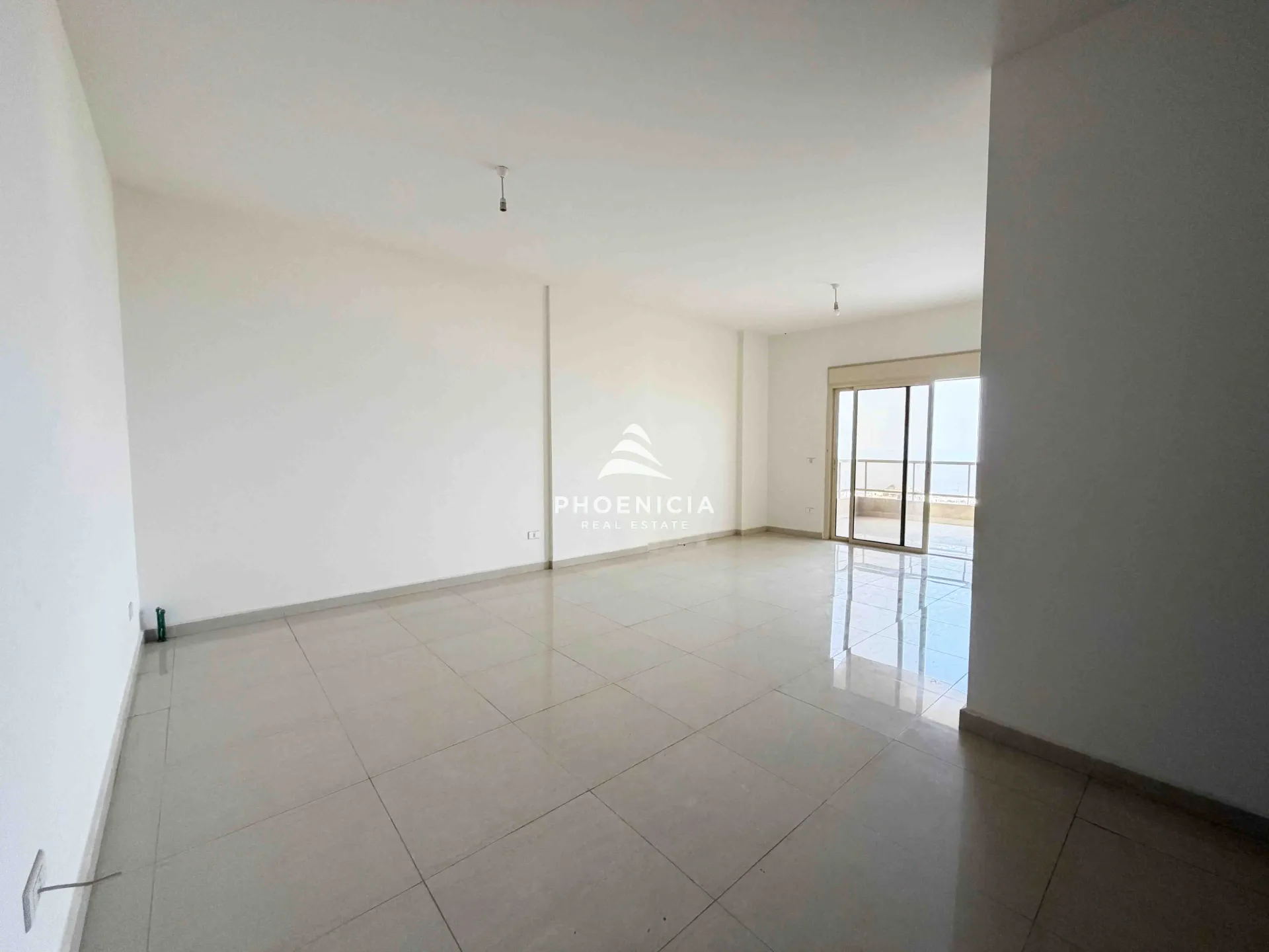Apartment for Sale in Bouar, Lebanon — الصورة 5