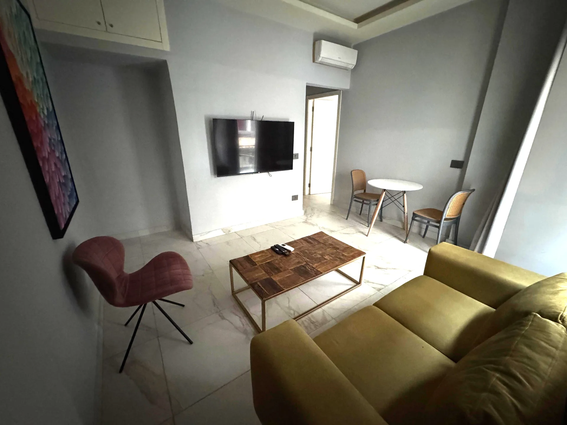 Apartment for rent in Ras Beirut, Beirut, Lebanon