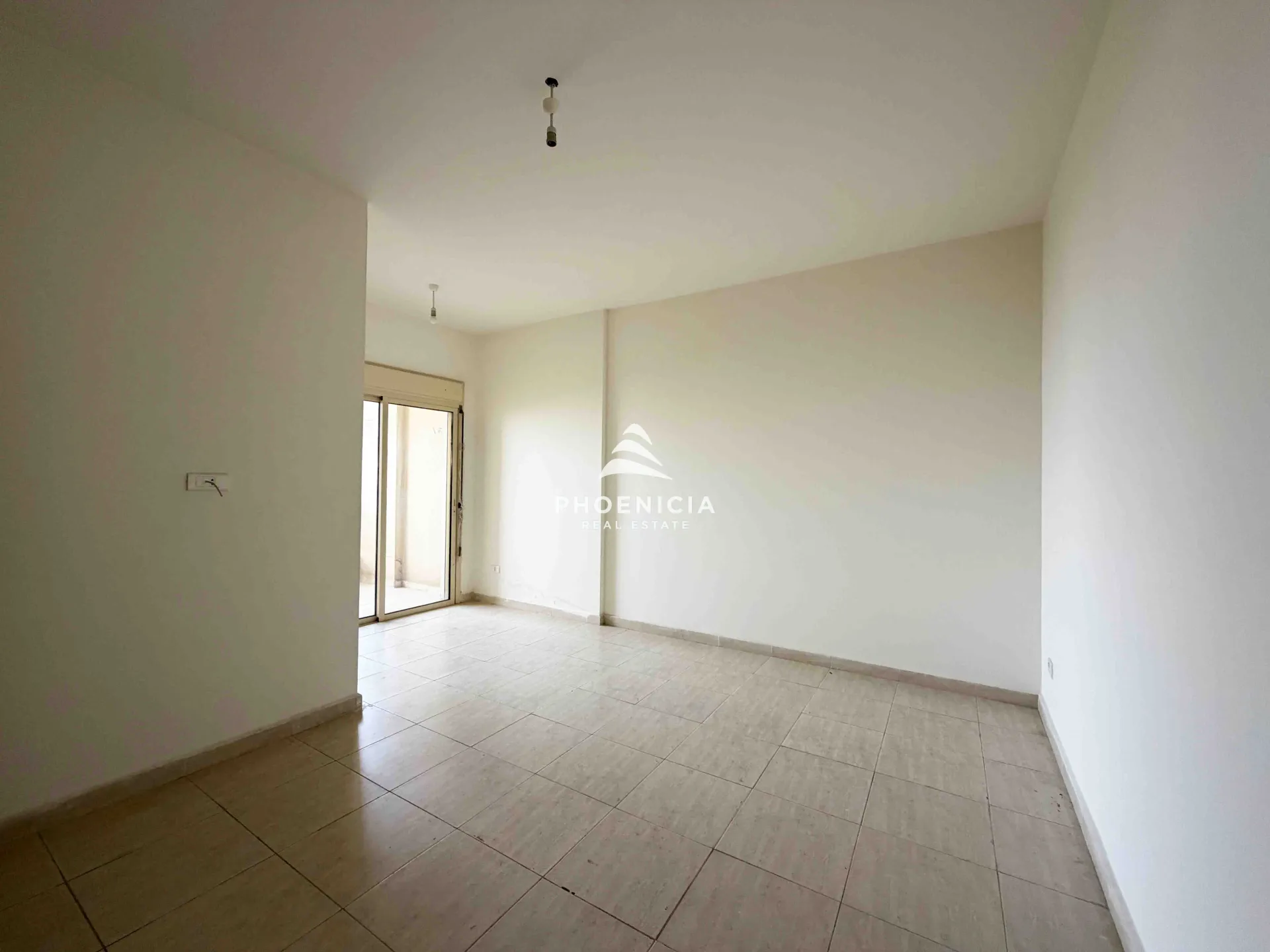 Apartment for Sale in Bouar, Lebanon — الصورة 8