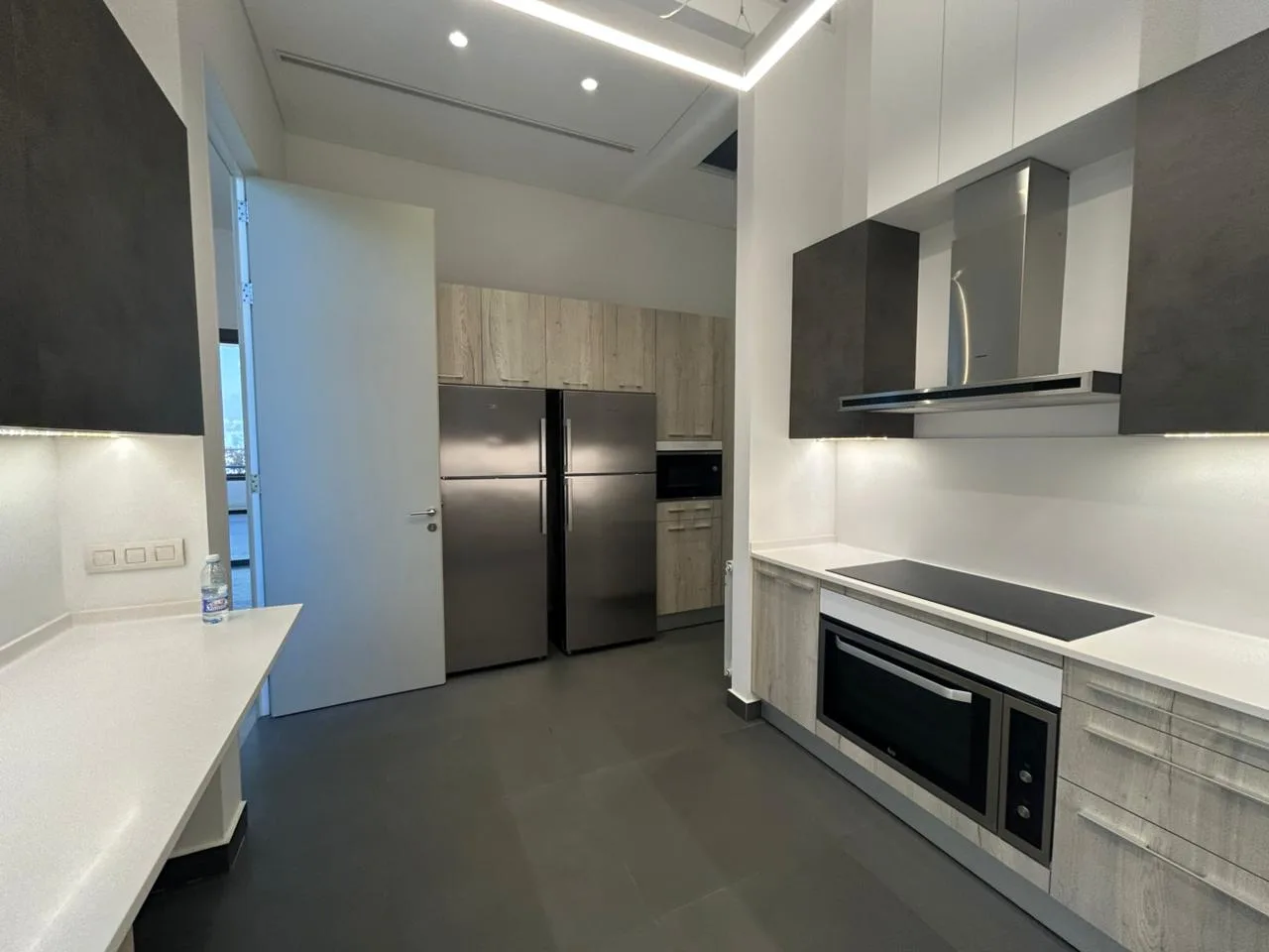 Apartment for Sale in Badaro, Beirut, Lebanon — الصورة 7