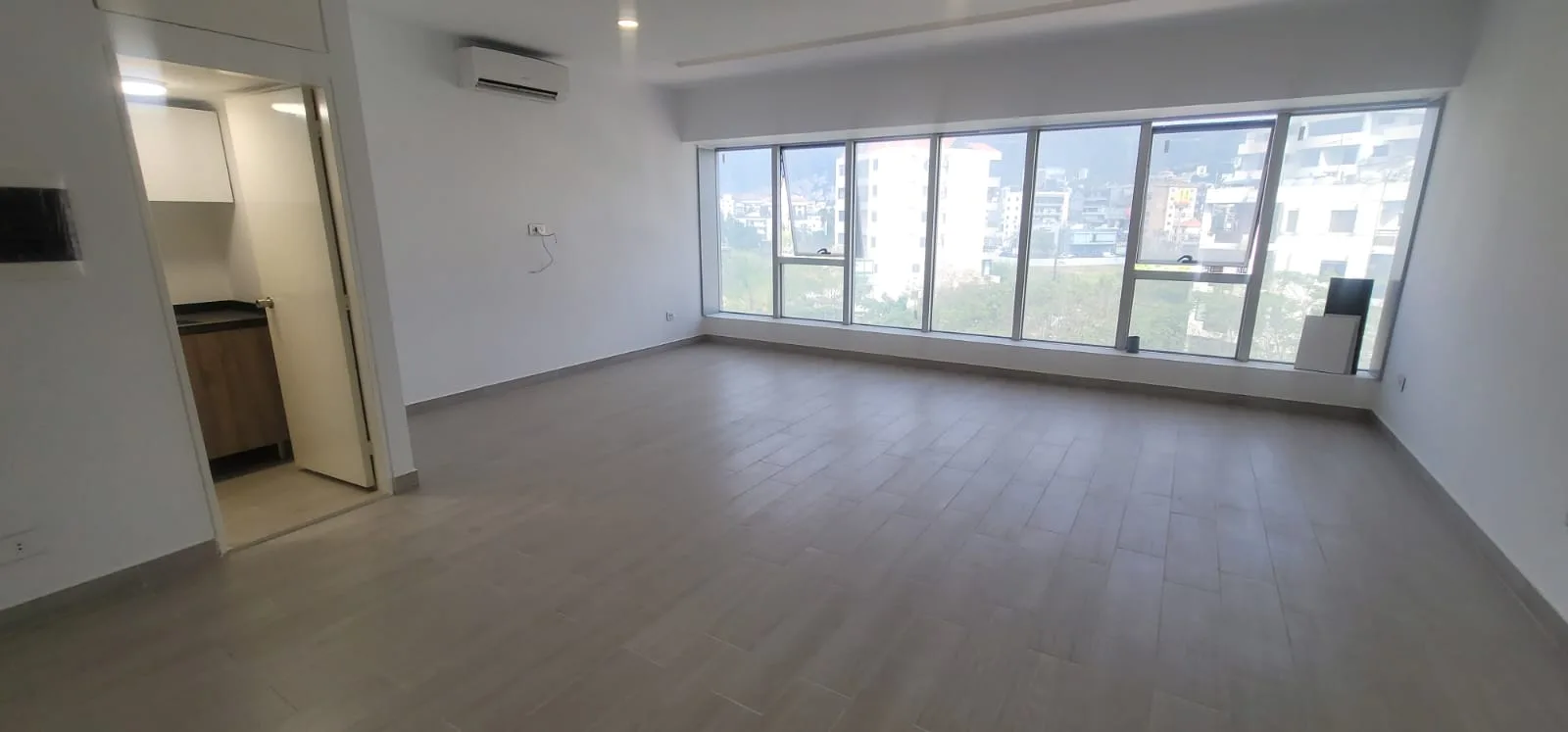 Office for rent in Kaslik