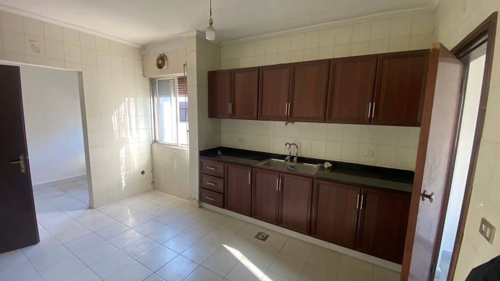 Apartment for Sale in Dbayeh — الصورة 4