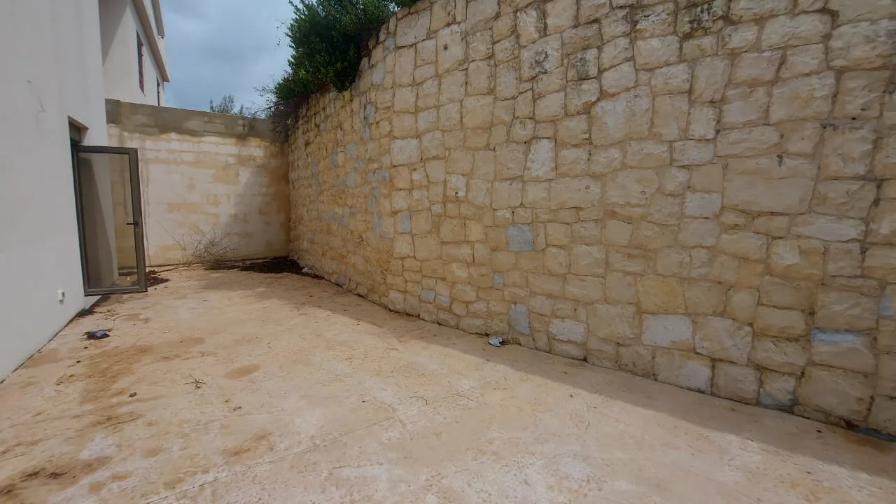 Apartment for Sale in Halat, Lebanon — الصورة 6