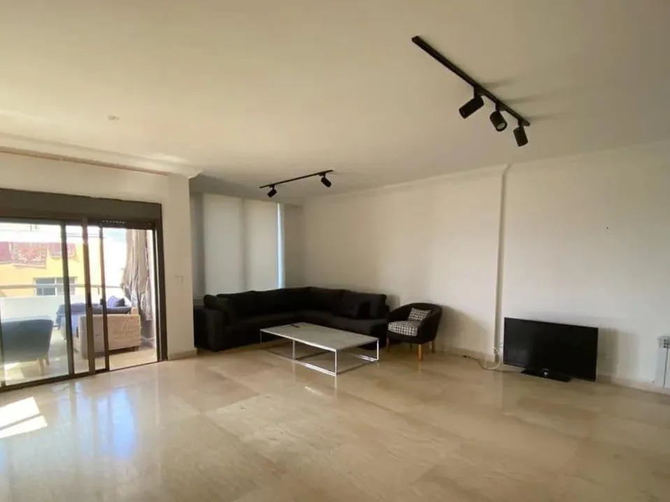 Apartment for Sale in Zouk Mikael — الصورة 2