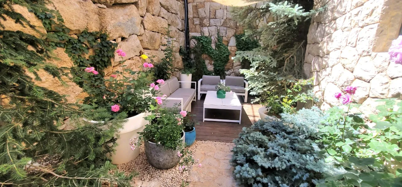 Triplex for Sale in Ouyoun — الصورة 9