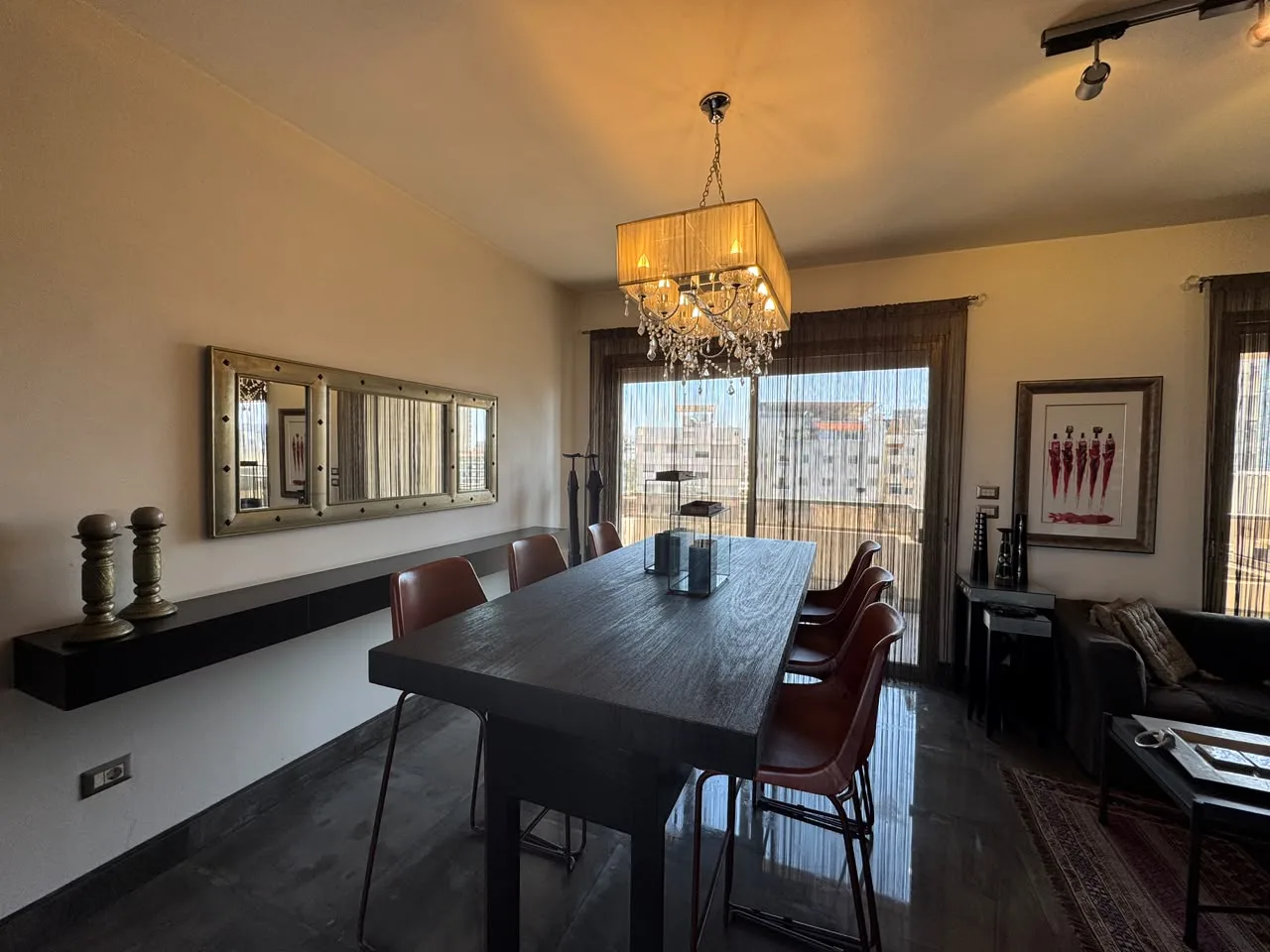 Apartment for Sale in Hamra, Ras Beirut — الصورة 4