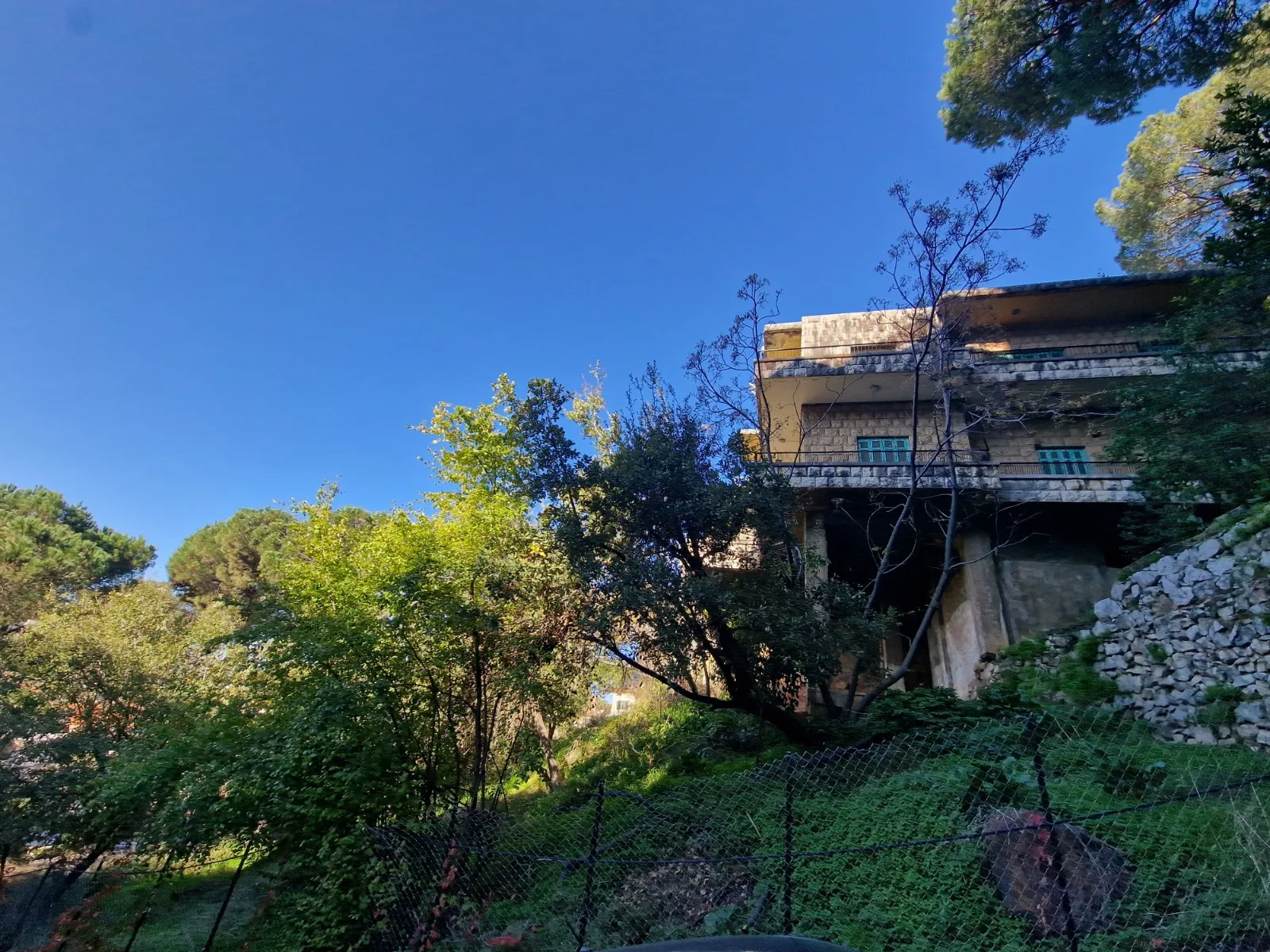Land for Sale in Broummana, Lebanon — الصورة 8