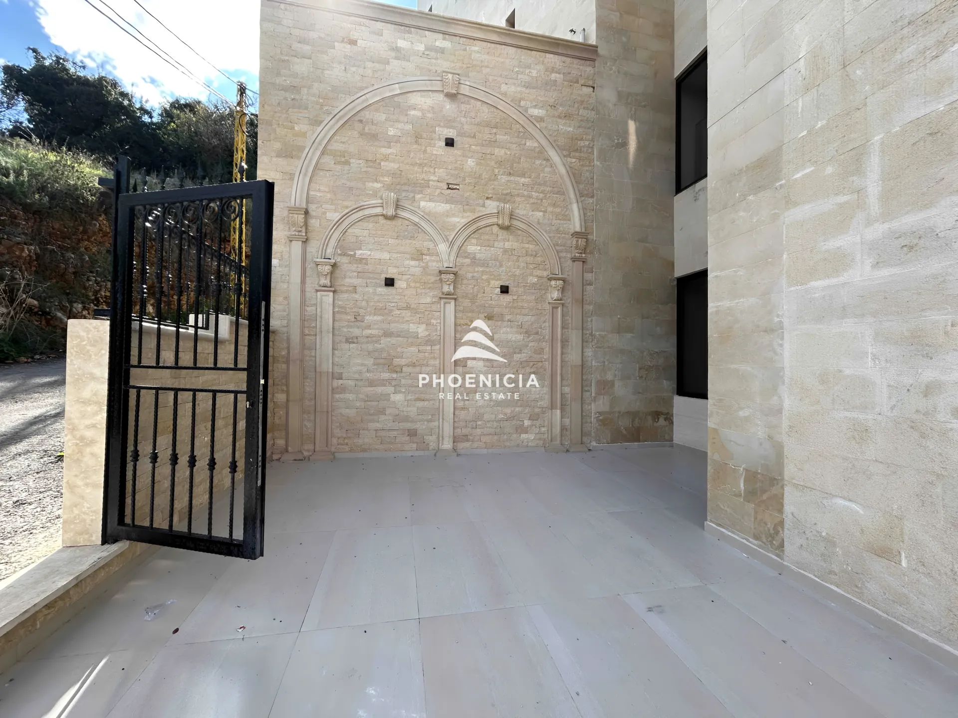 Apartment for Sale in Gharfine — الصورة 12