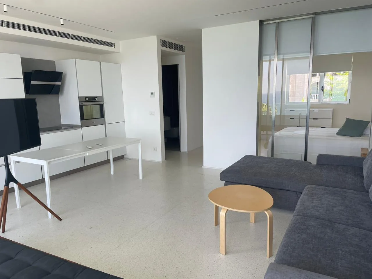 Apartment for rent in Batroun, Lebanon — الصورة 3