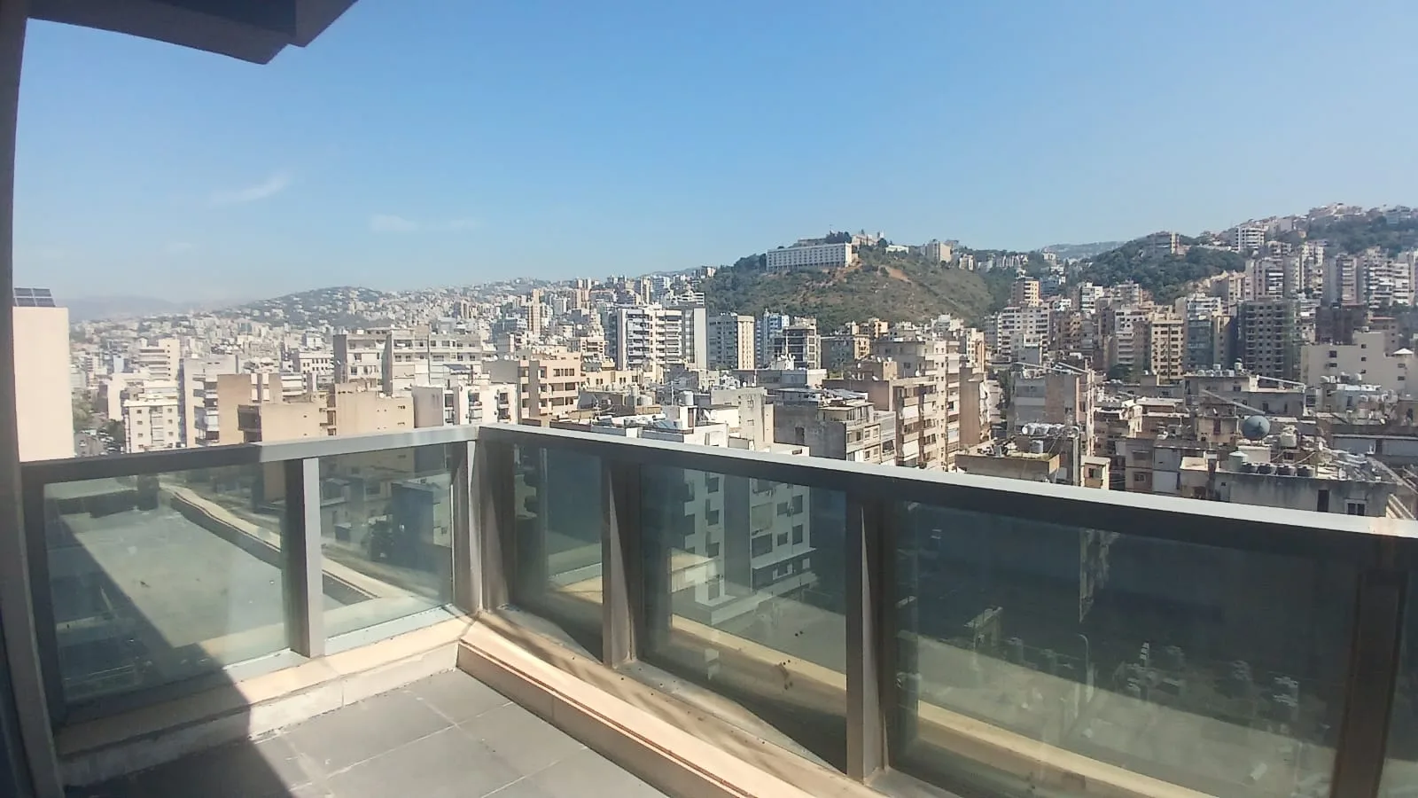 Office for Sale in Zalqa — الصورة 2
