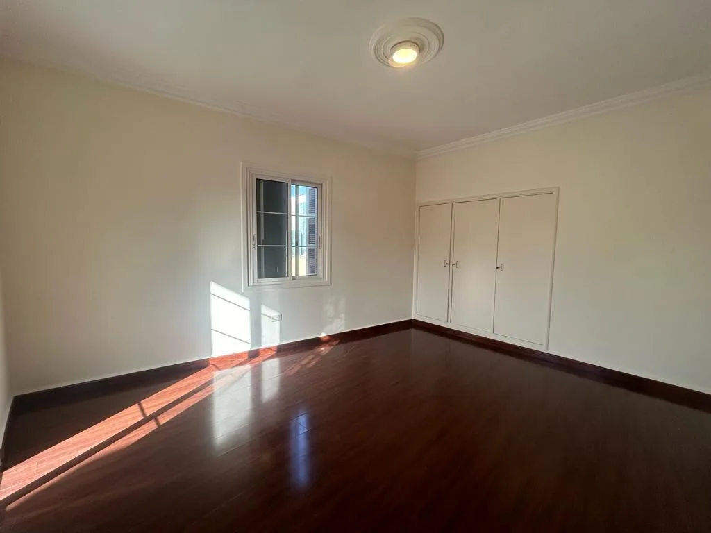 Apartment for Rent in Zokak el Blat, Beirut — الصورة 10