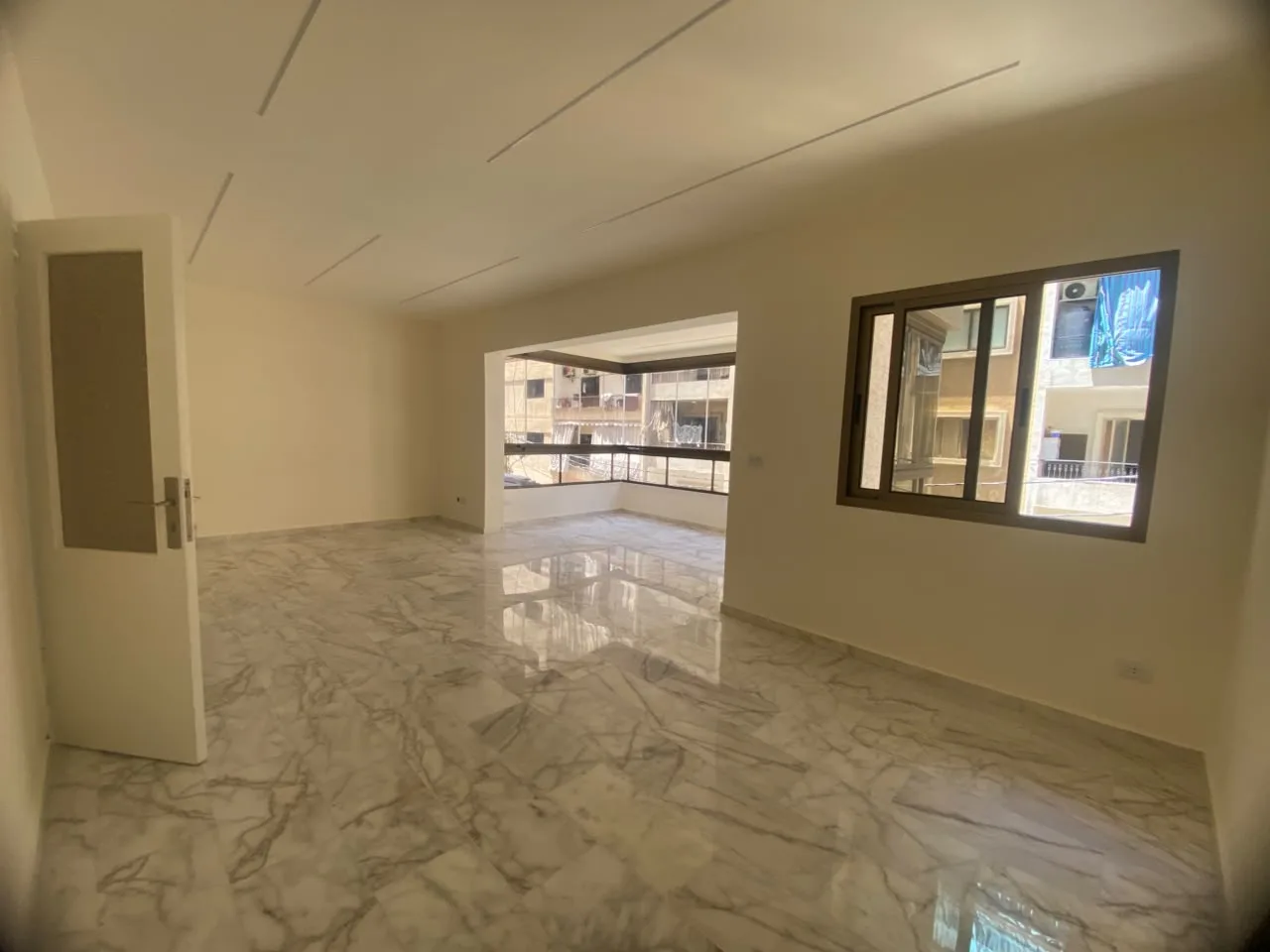 Apartment for Sale in Verdun — الصورة 2