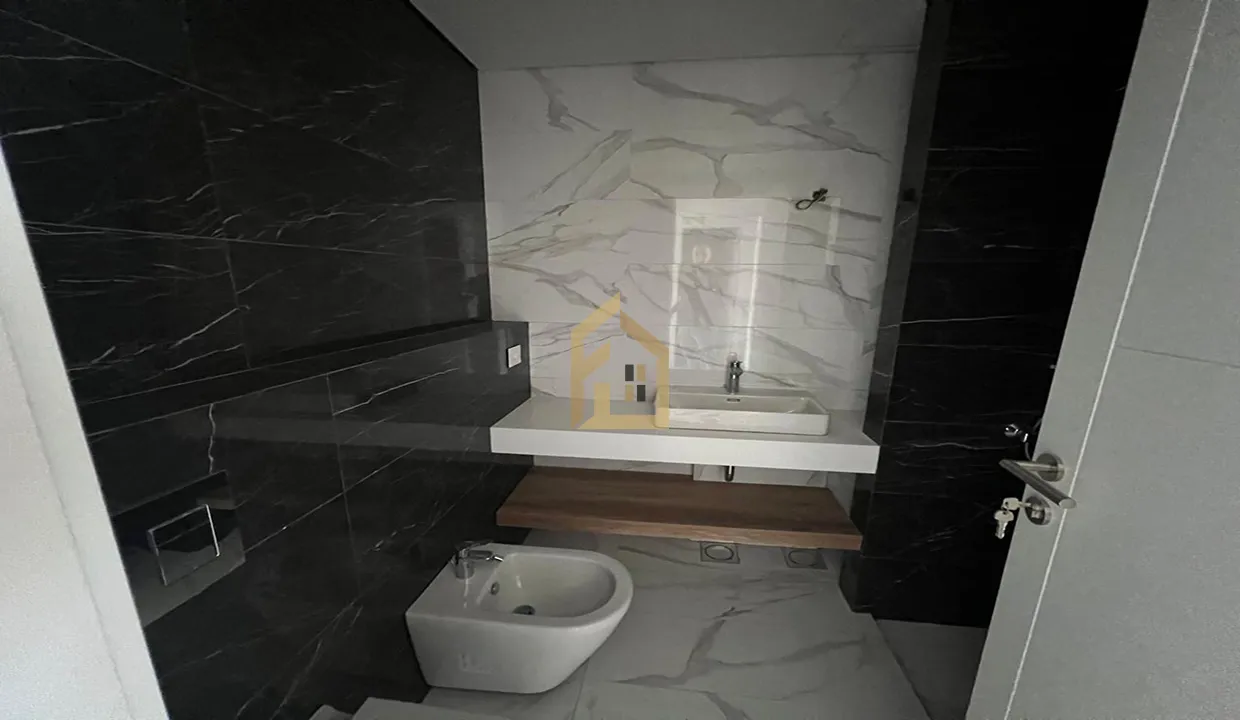 Apartment for Sale in Achrafieh — photo 3