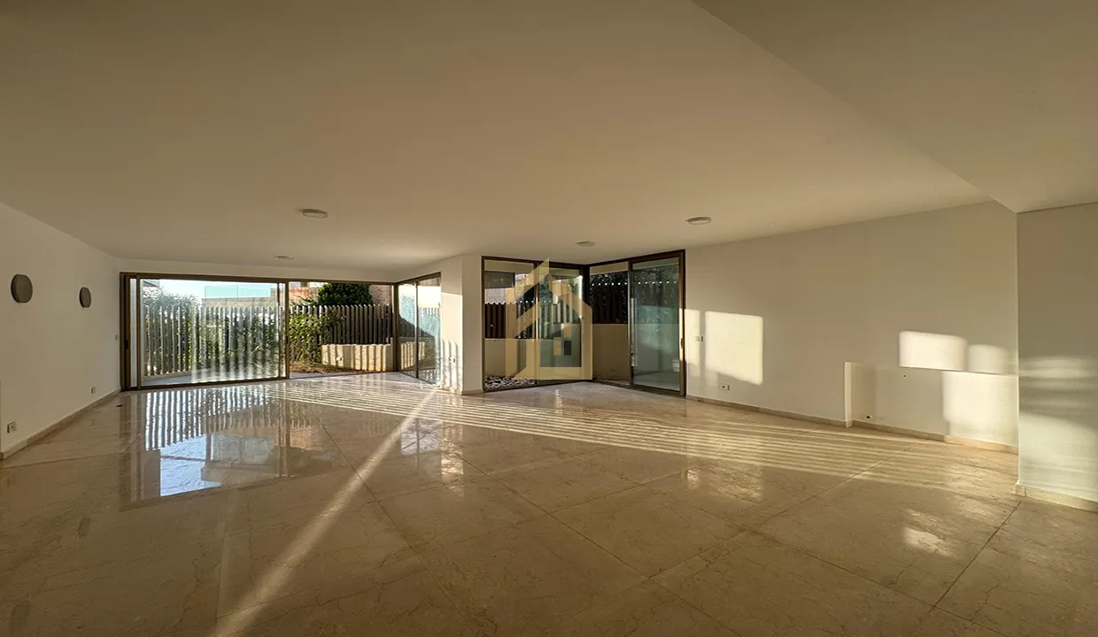 Apartment for Sale in Bayada