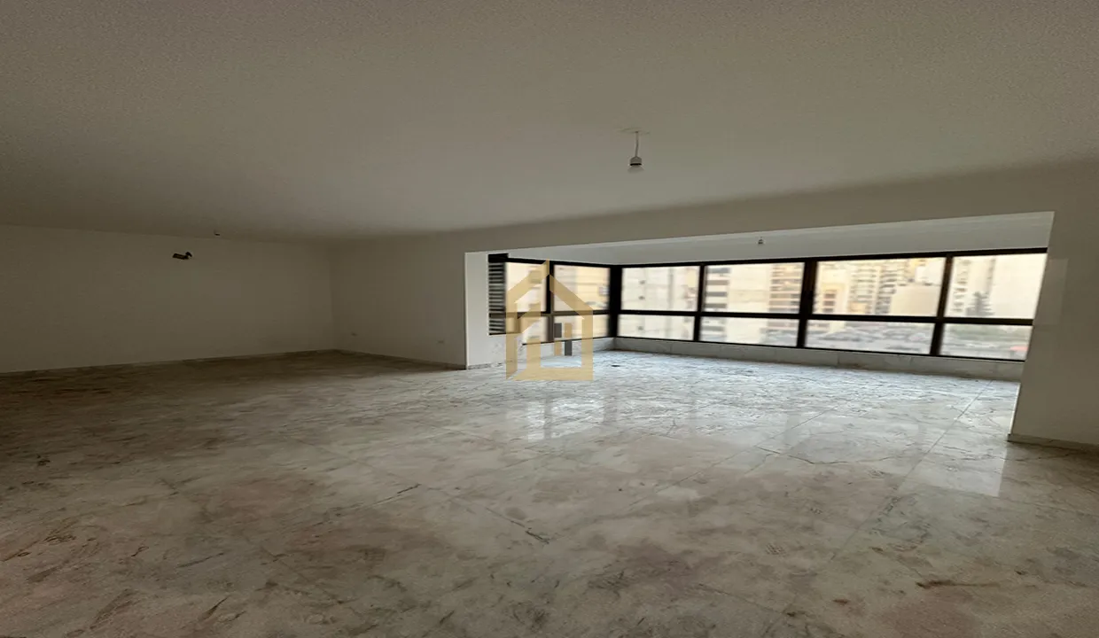 Apartment for Sale in Ras El Nabeh