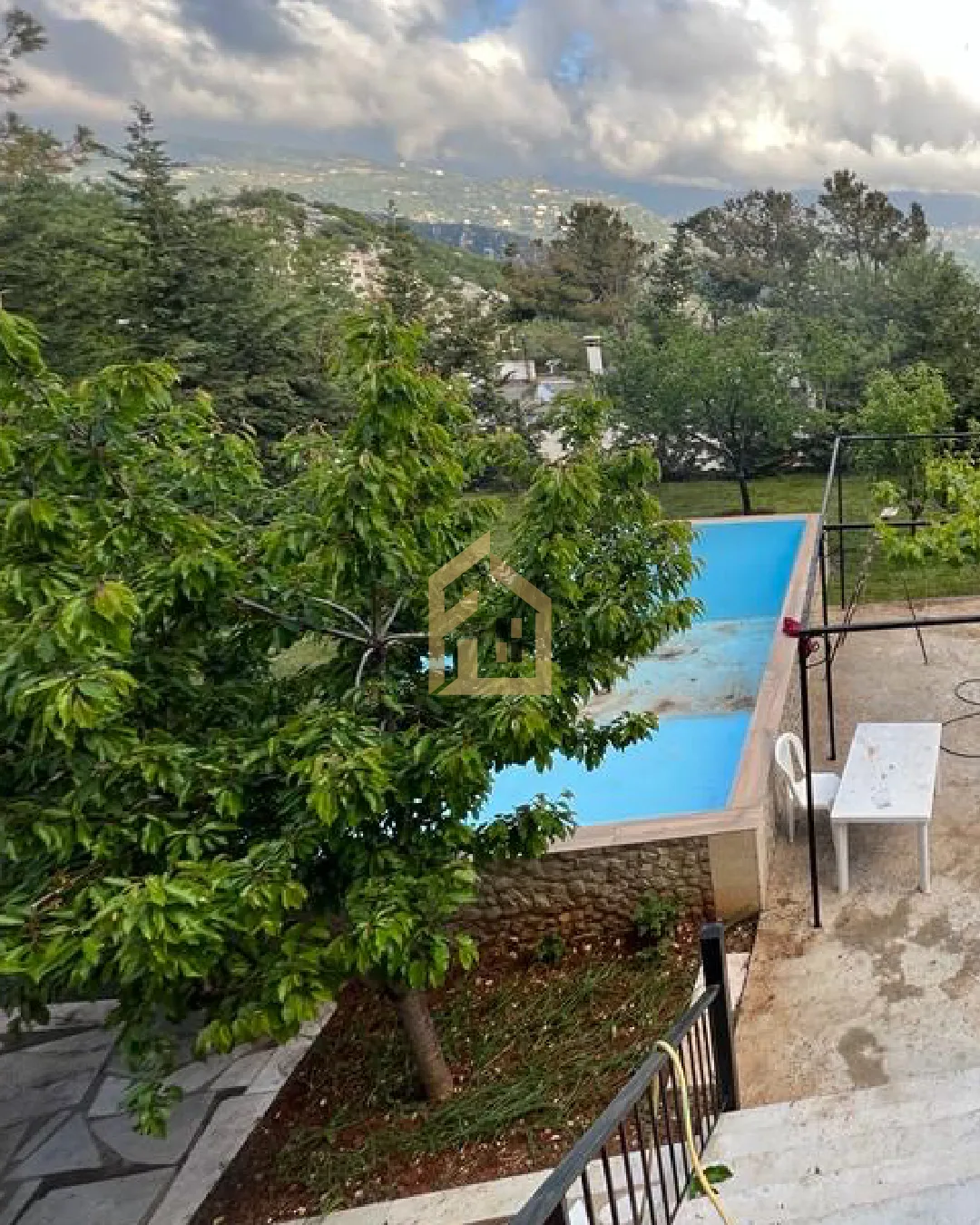 Building for Sale in Kleiat — photo 3